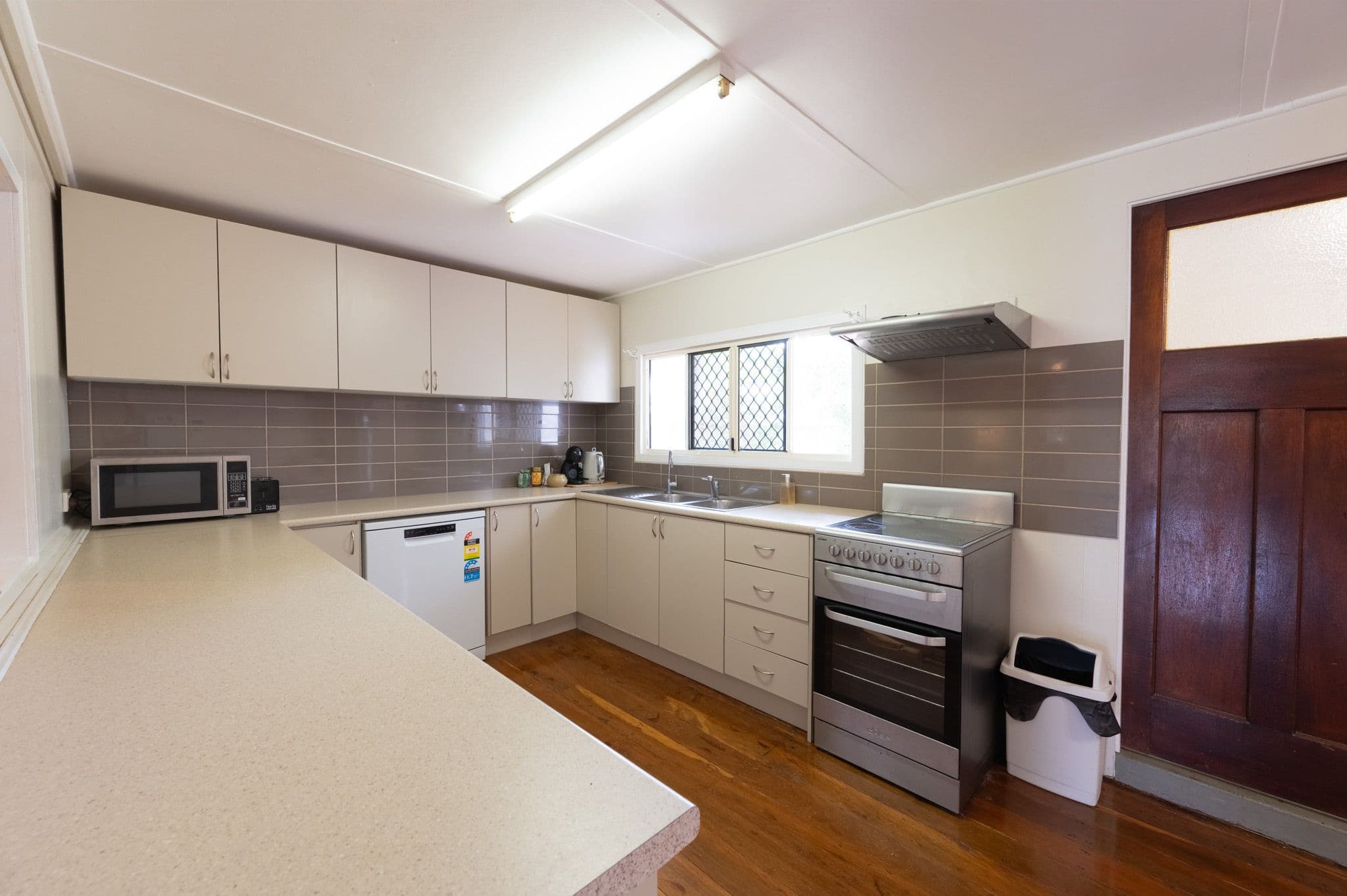 17 School Street , CHARTERS TOWERS CITY QLD 4820, Charters Towers City - Thumbnail 2