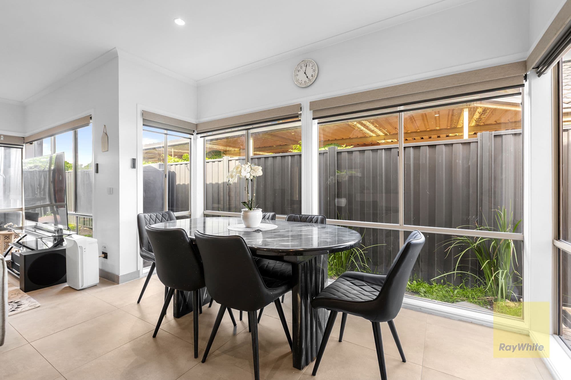 4 Earlswood Close , Caroline Springs VIC 3023, Caroline Springs - Thumbnail 7