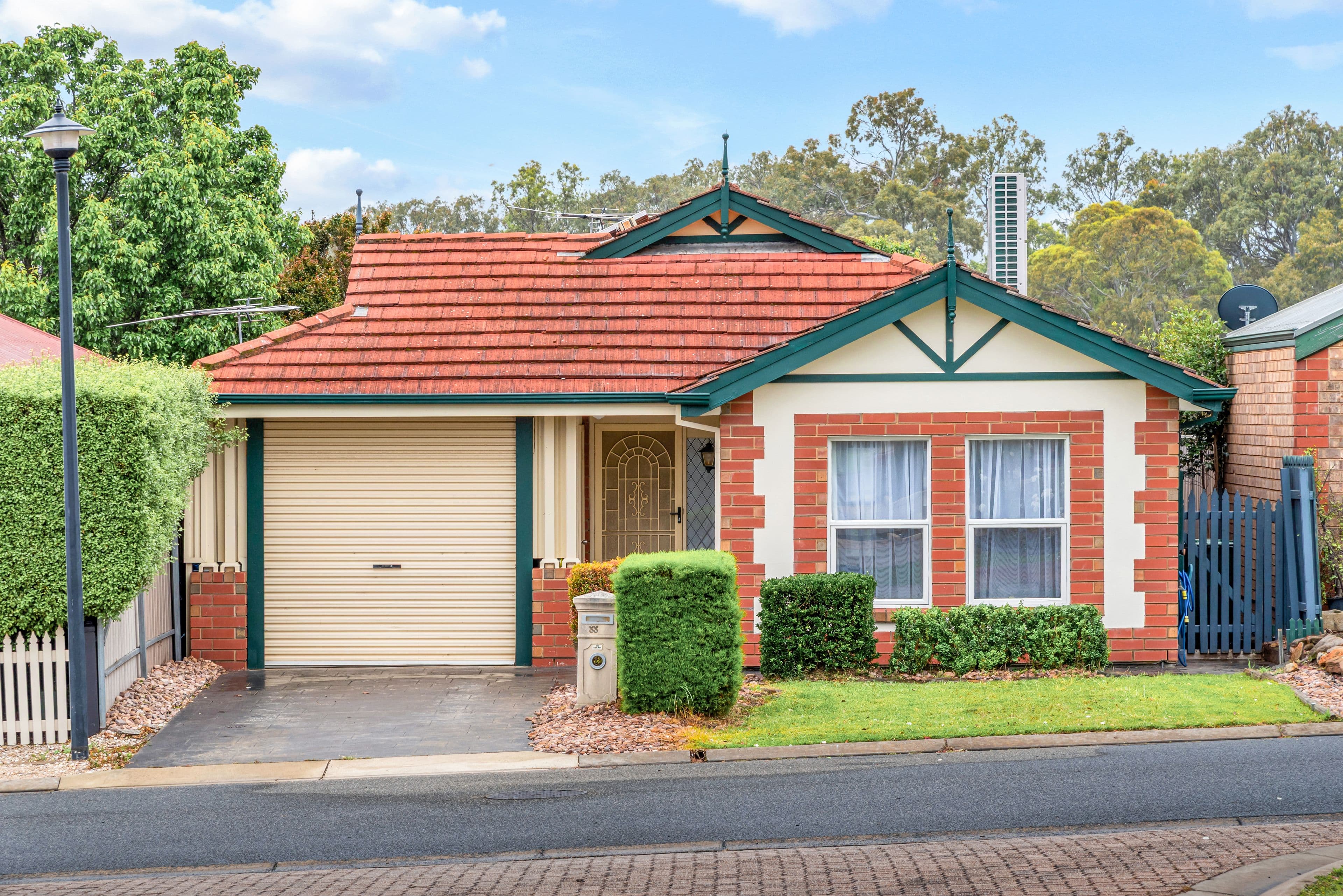 33 Dorrien Avenue , Woodcroft SA 5162, Woodcroft - Image 1