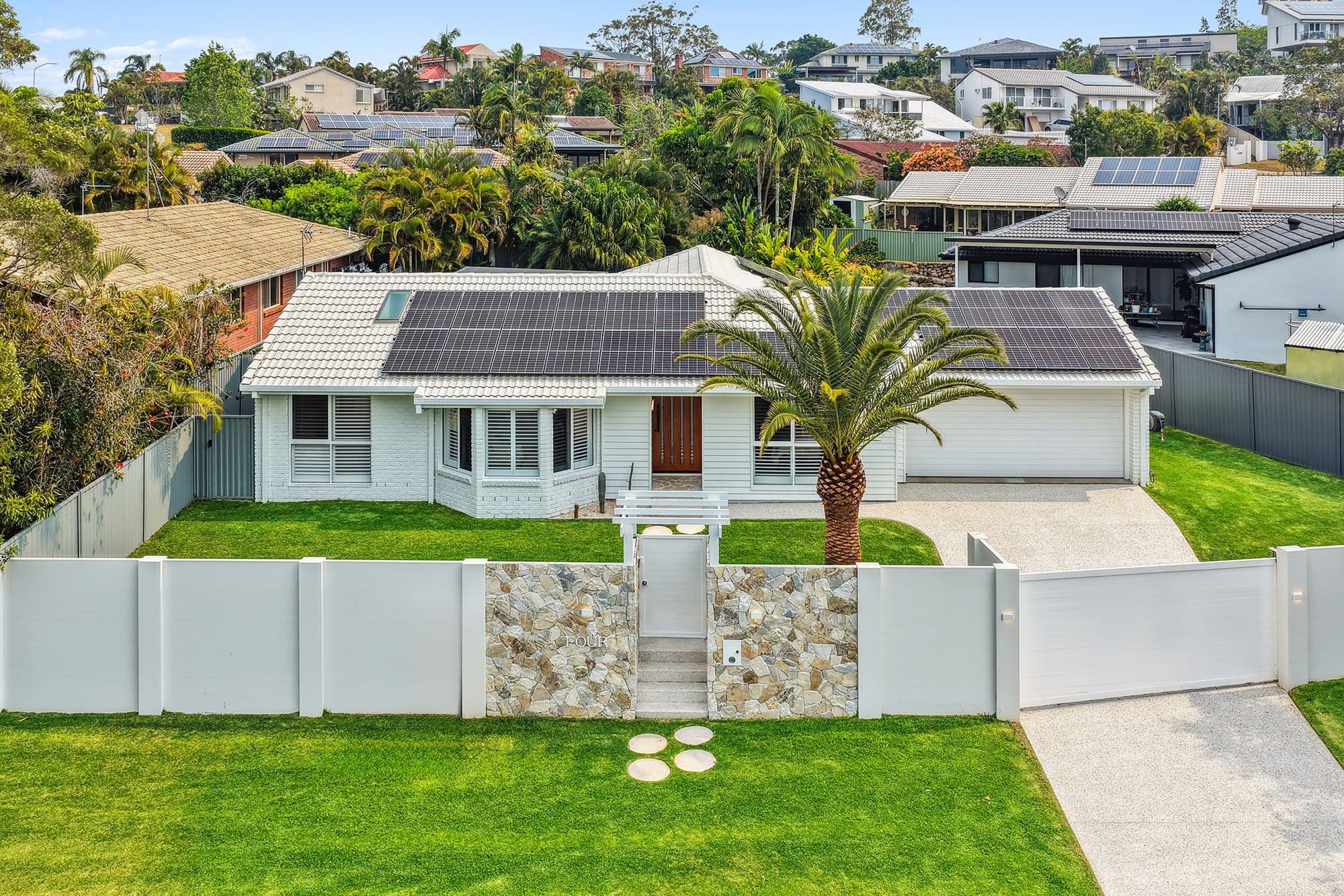 4 Sawgrass Place , Robina QLD 4226, Robina - Thumbnail 2
