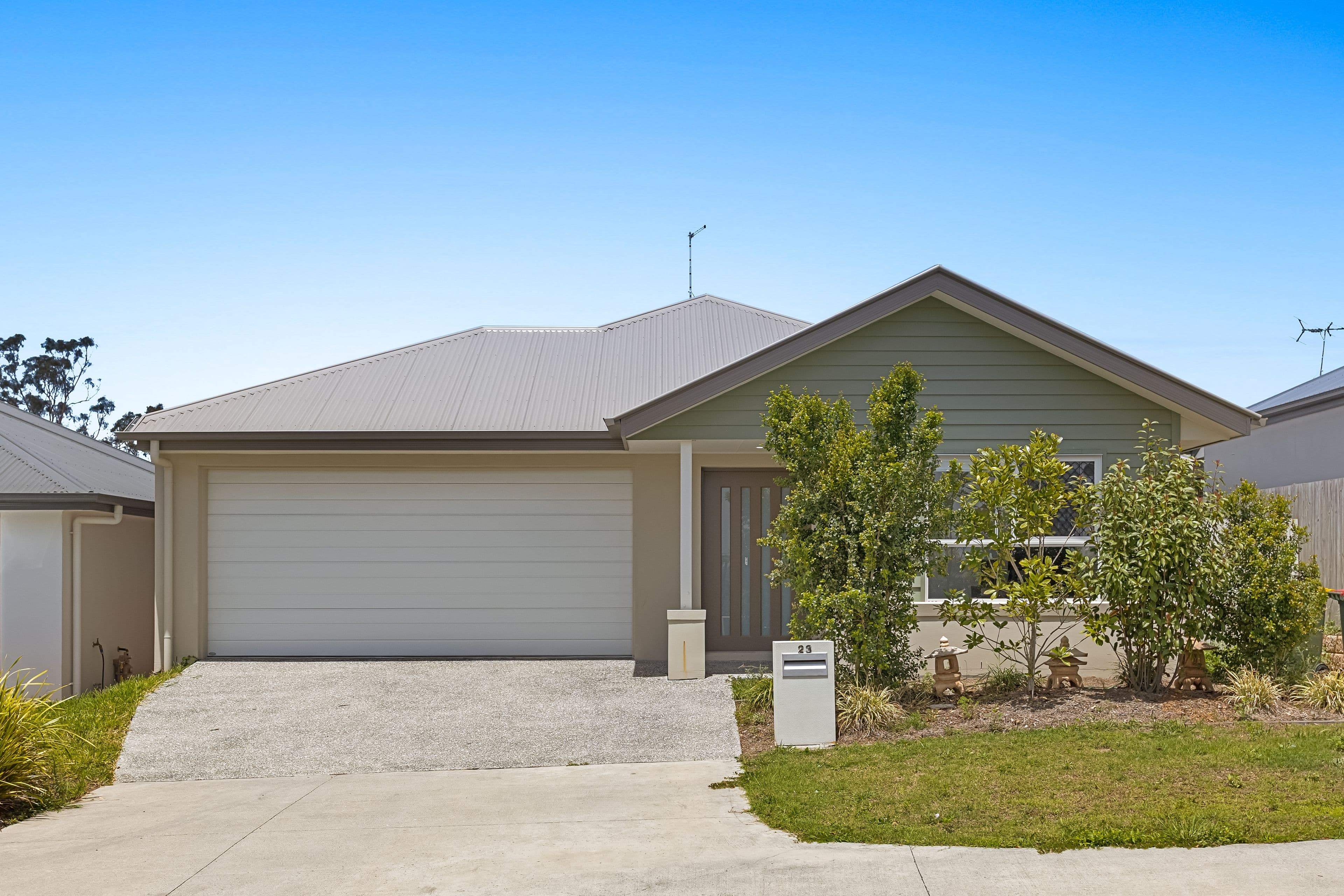 23 Oxford Drive , FLAGSTONE QLD 4280, Flagstone - Thumbnail 2