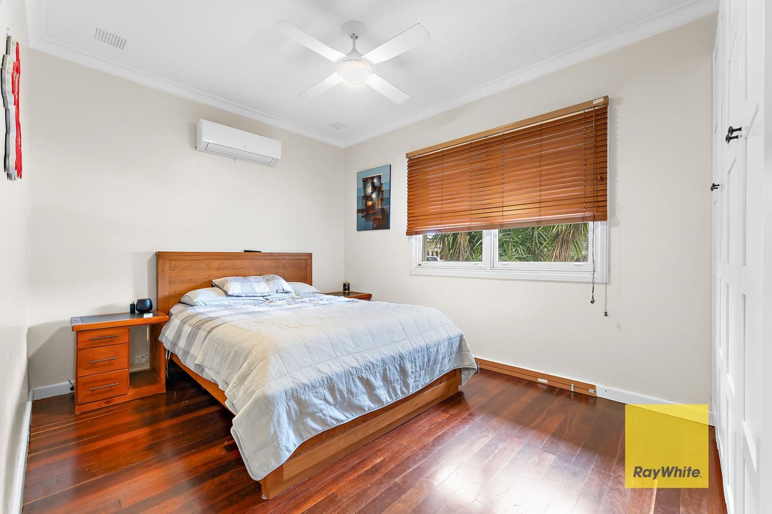 21 Crellin Way , Cloverdale WA 6105, Cloverdale - Thumbnail 4