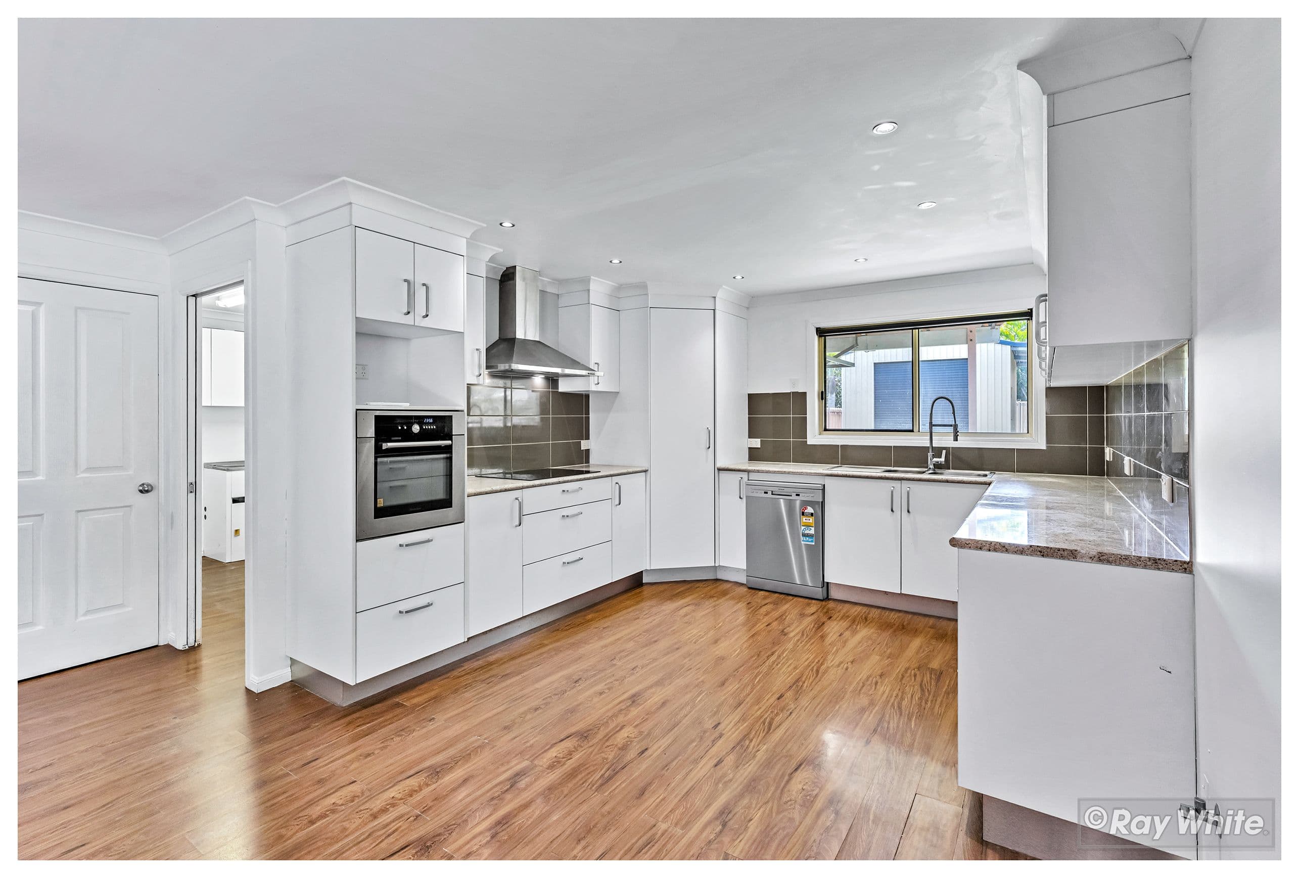 32 Oxford Street , Allenstown QLD 4700, Allenstown - Thumbnail 3