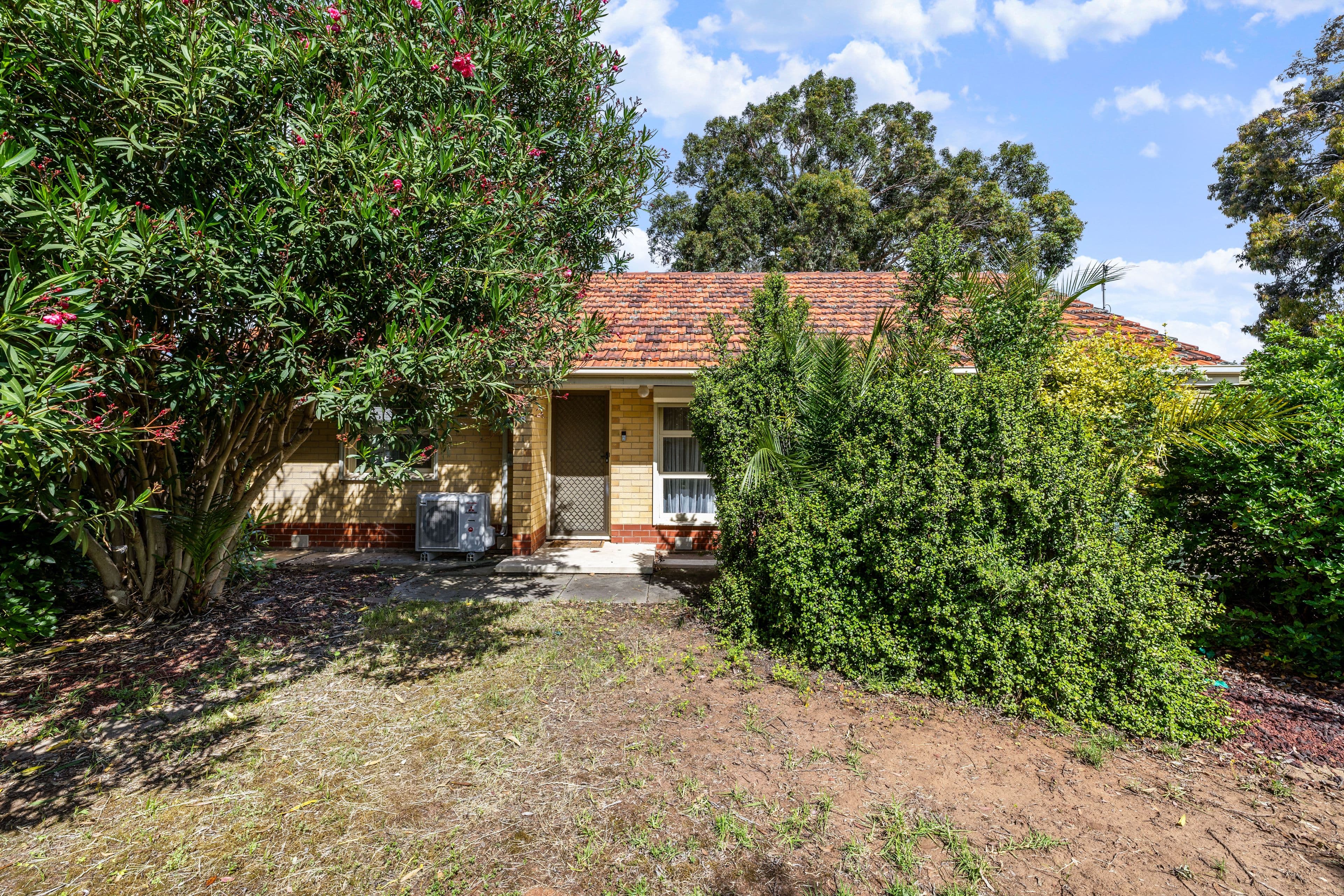 8 Diana Avenue , Parafield Gardens SA 5107, Parafield Gardens - Image 1