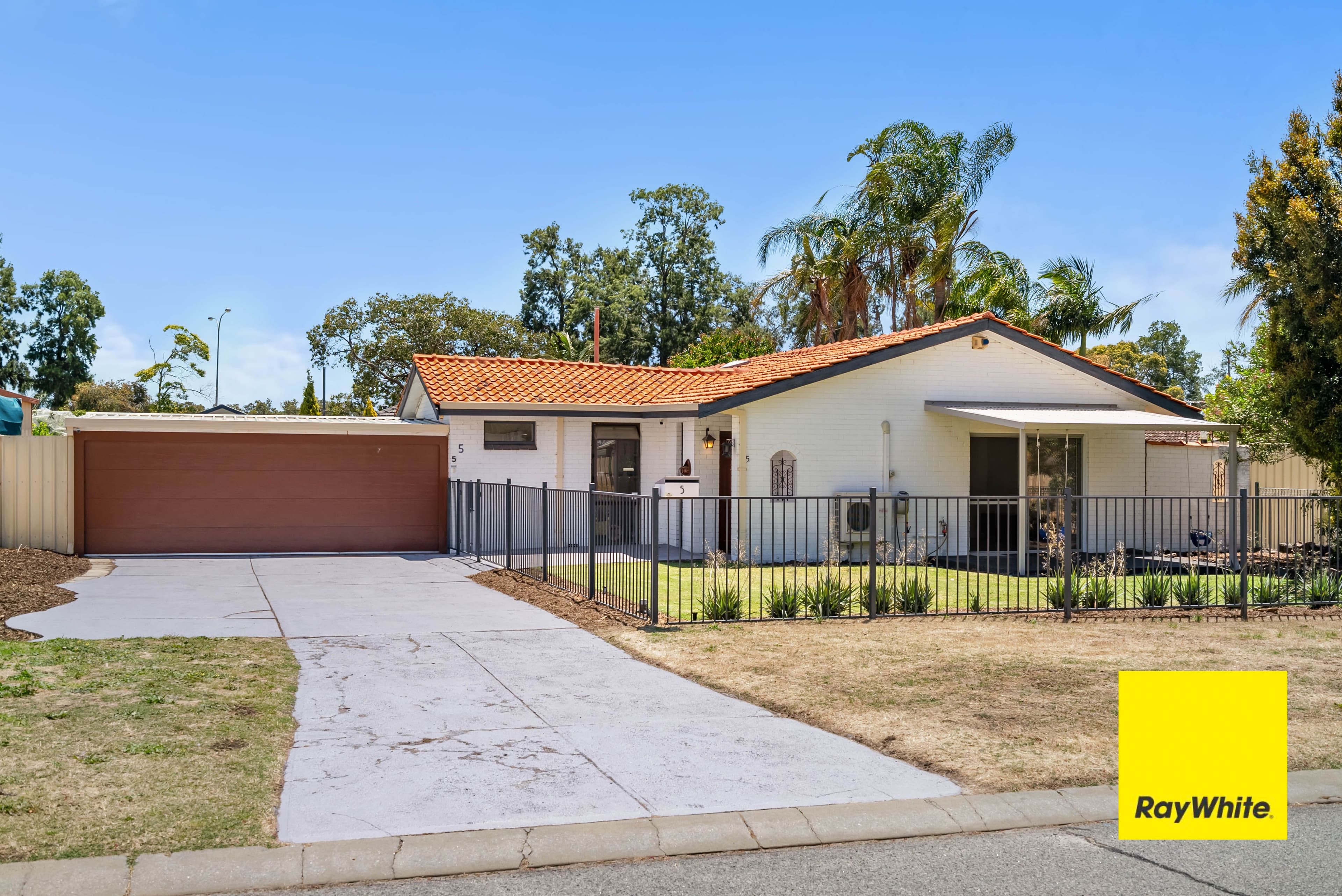 5 Danohill Street , Huntingdale WA 6110, Huntingdale - Thumbnail 3