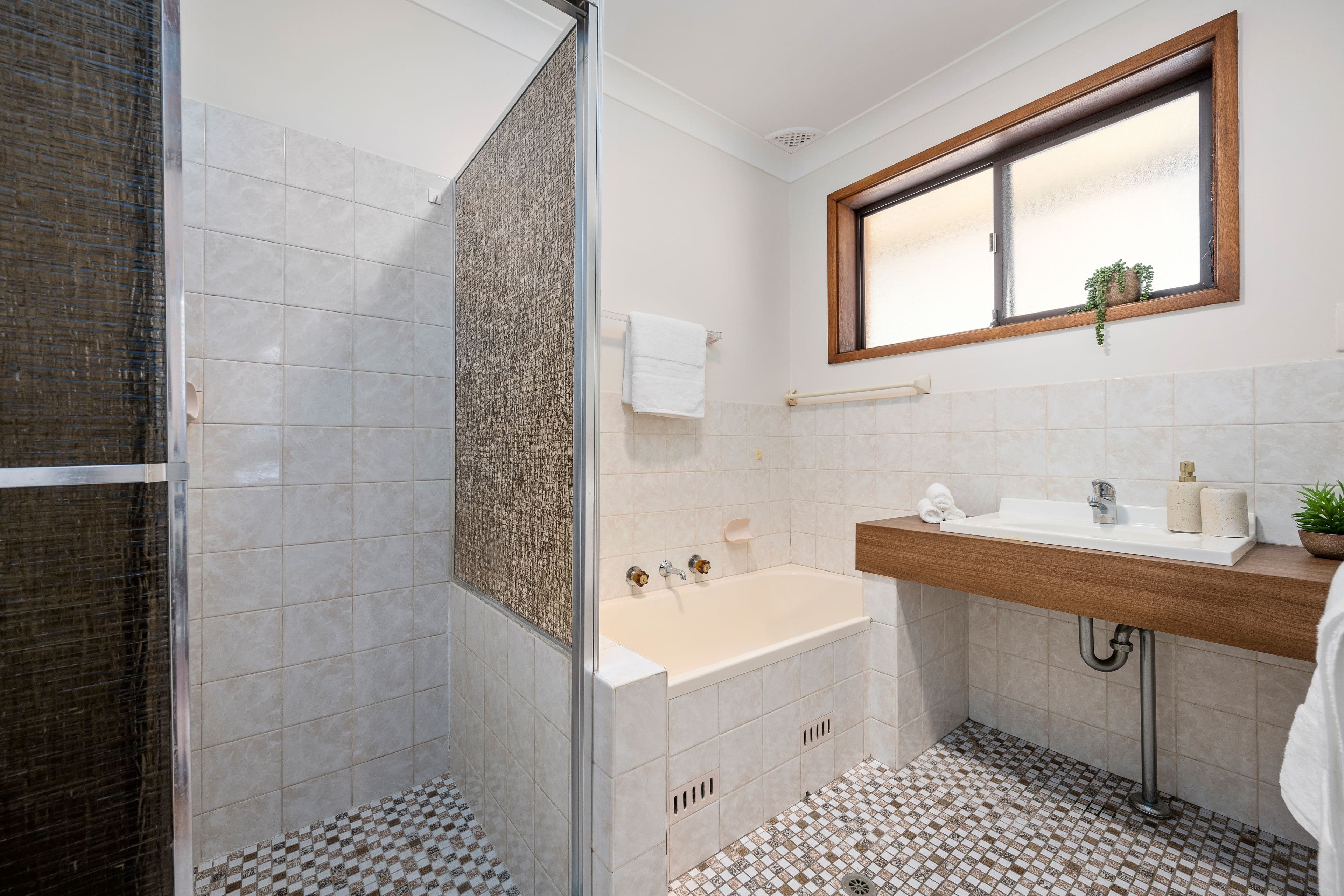 90 Seaforth Avenue , Oatley NSW 2223, Oatley - Thumbnail 7