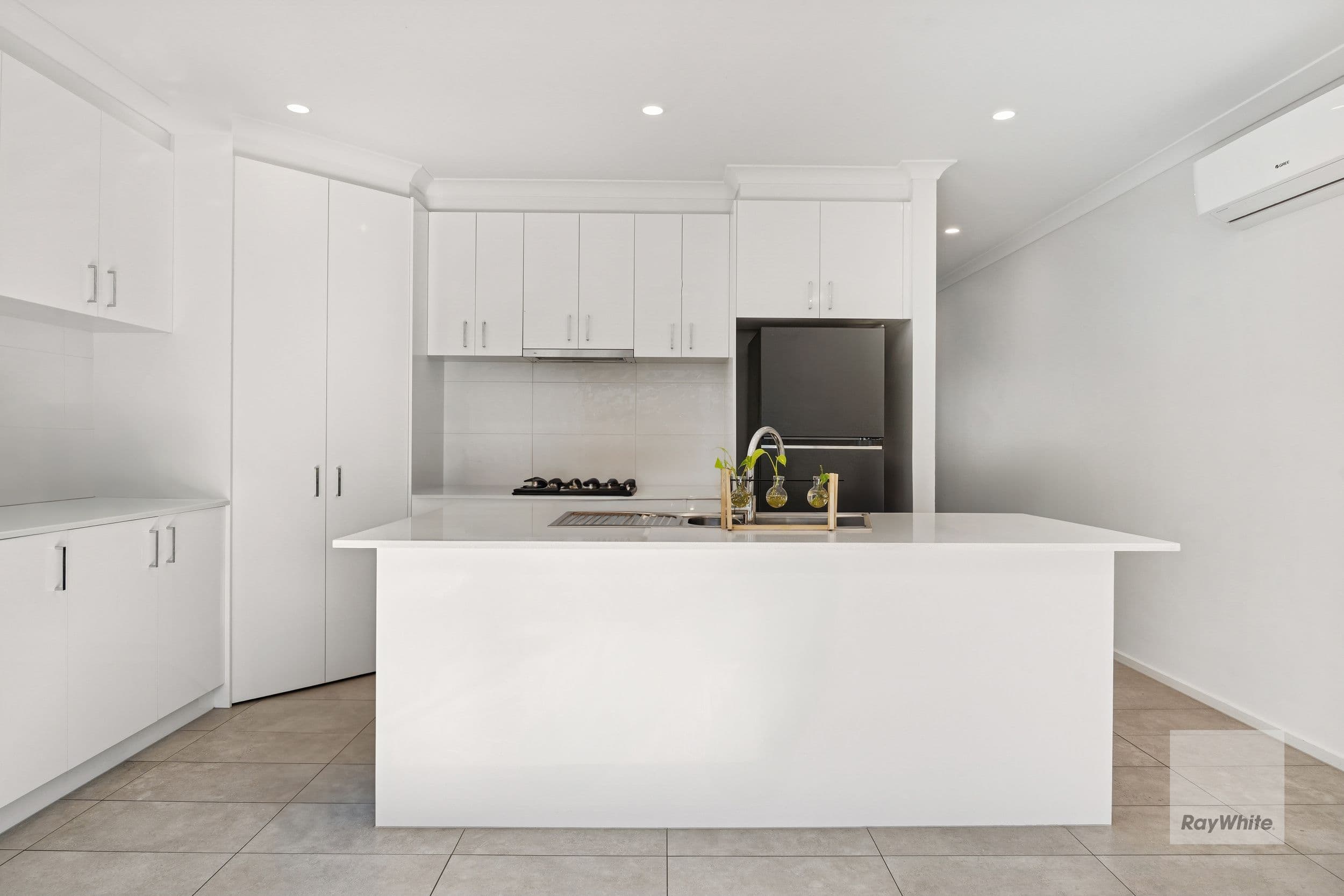 617 Tarneit Road , Hoppers Crossing VIC 3029, Hoppers Crossing - Thumbnail 2