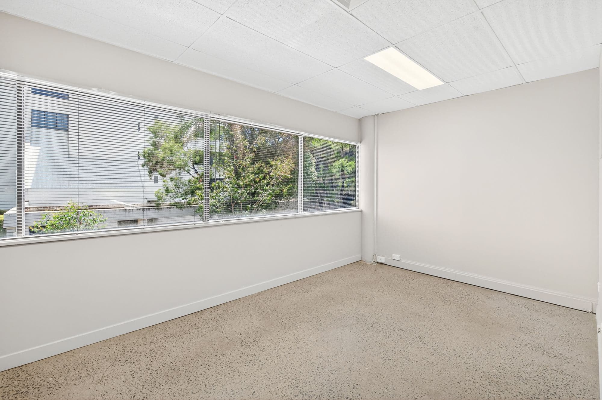13 Karp Court , Bundall QLD 4217, Bundall - Thumbnail 8