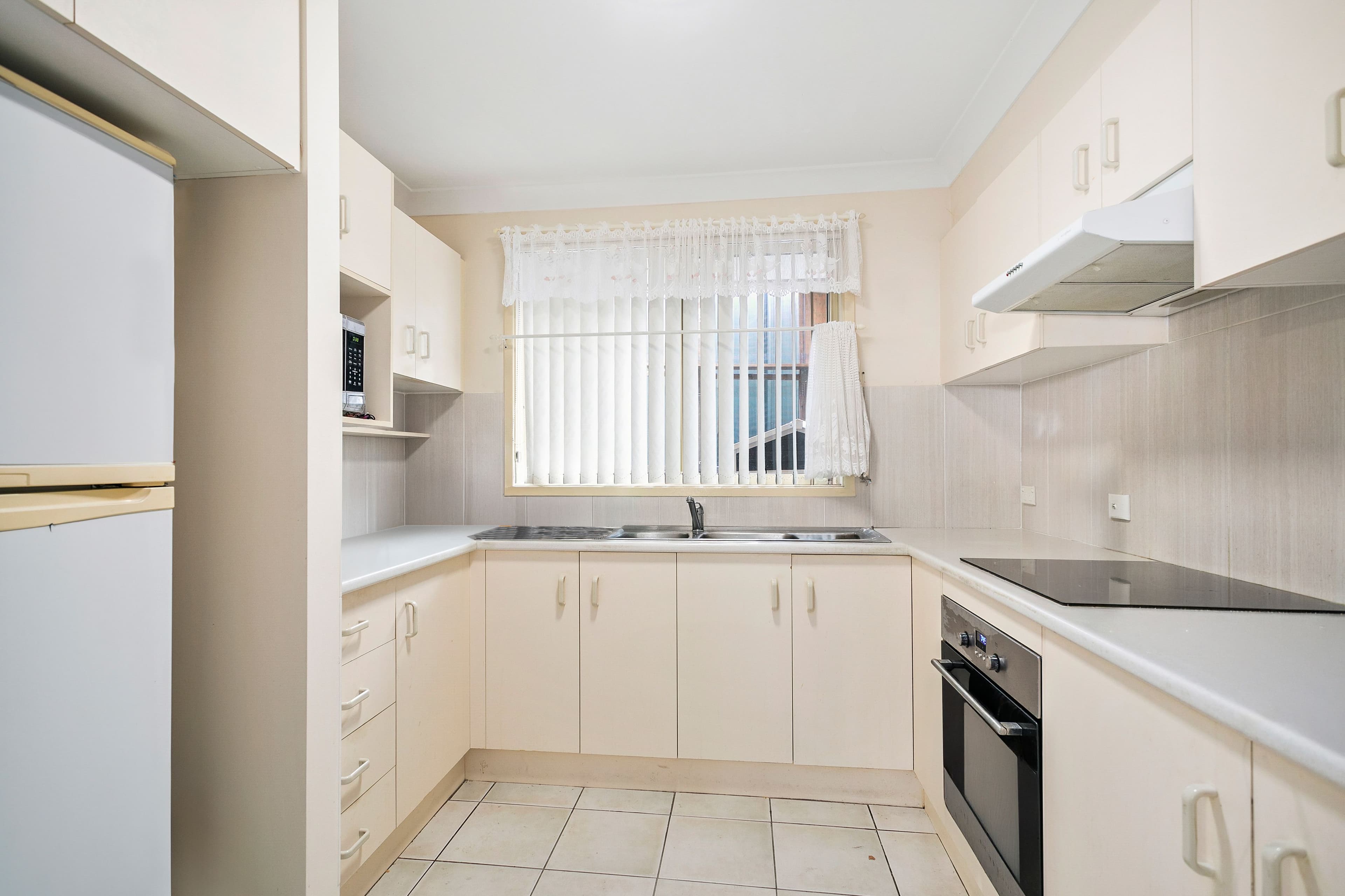 20 The Circuit , Shellharbour NSW 2529, Shellharbour - Thumbnail 2