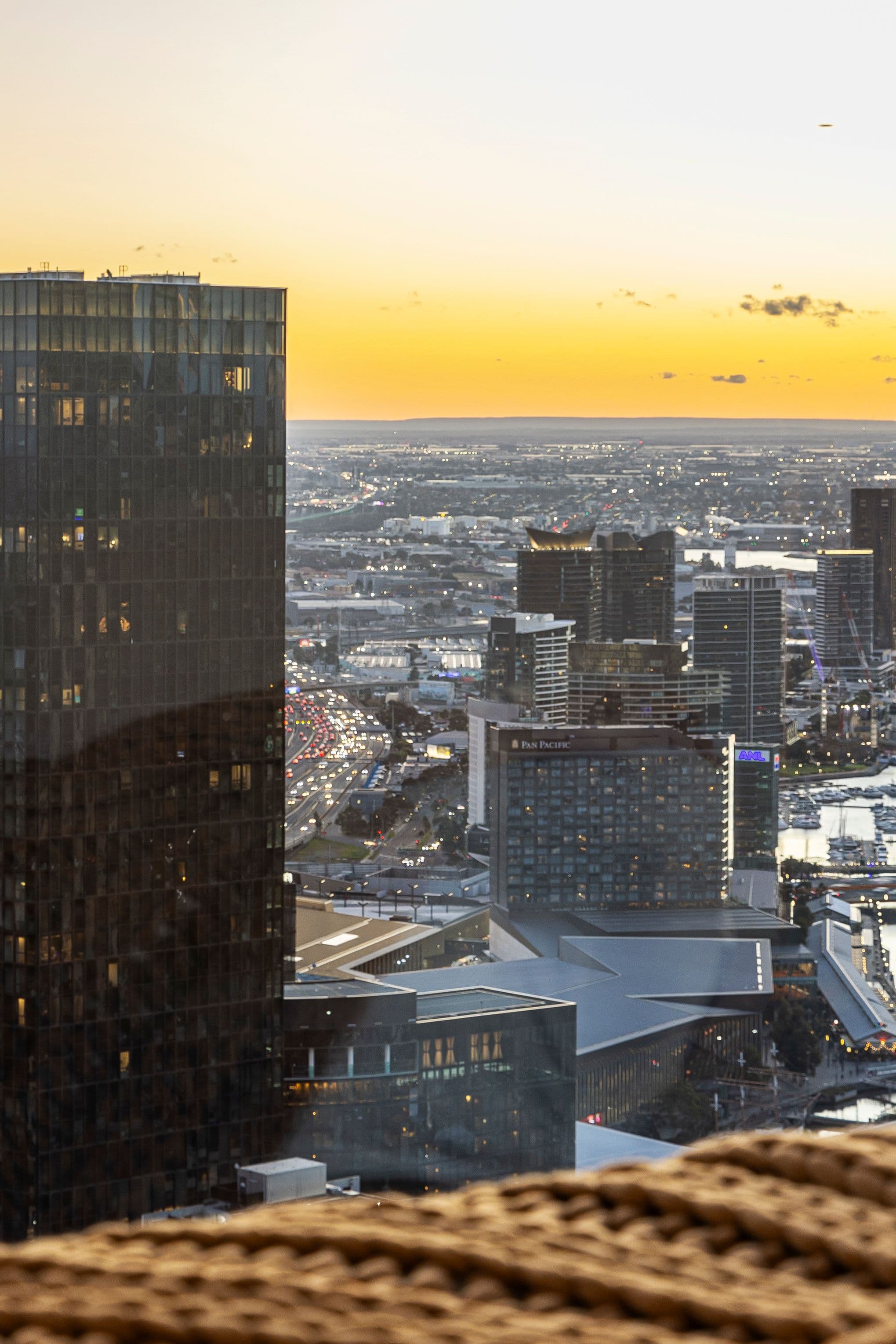 18 Hoff Boulevard, Southbank - Thumbnail 3
