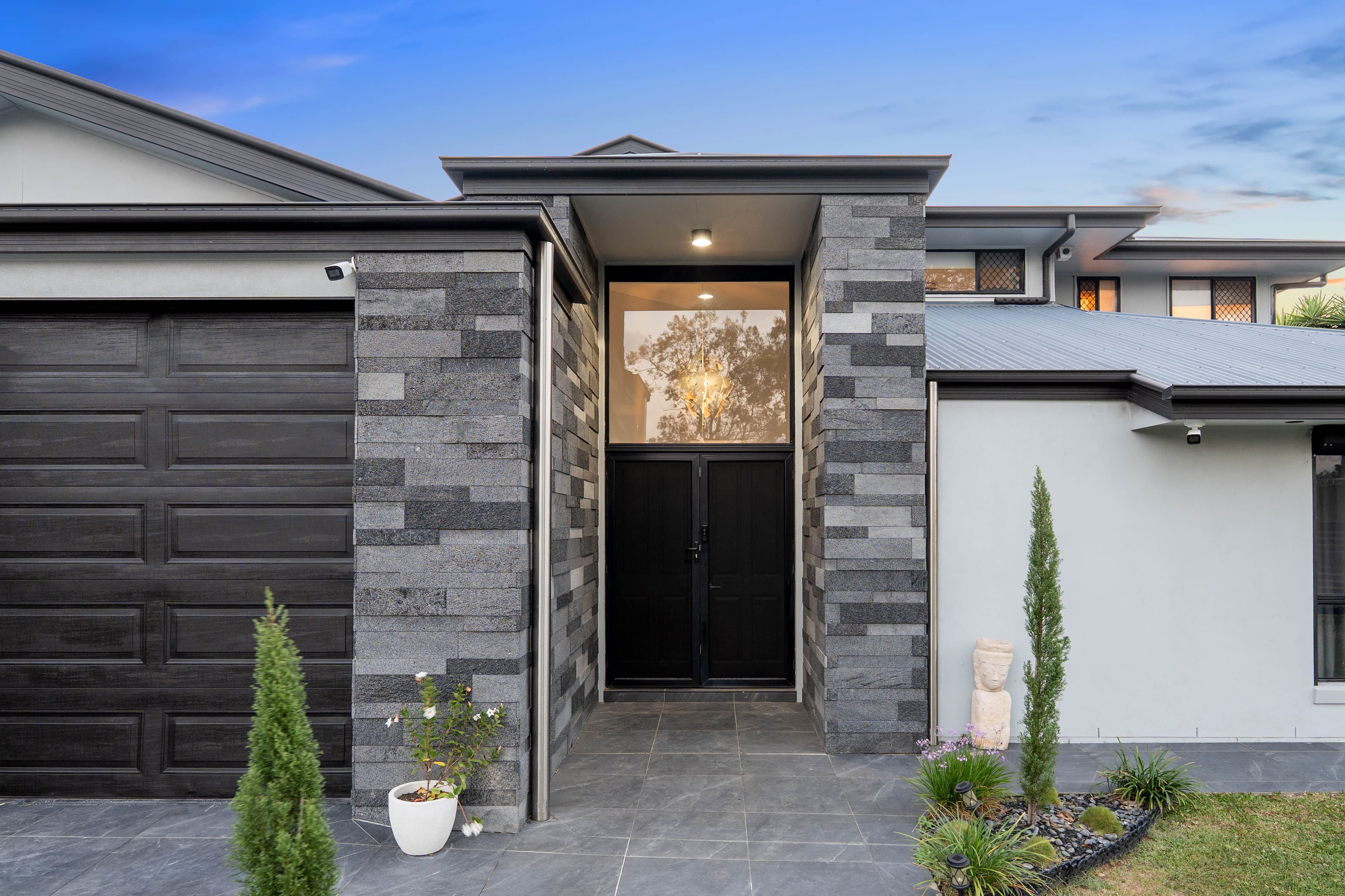 12 Birch Close , Heathwood QLD 4110, Heathwood - Thumbnail 2