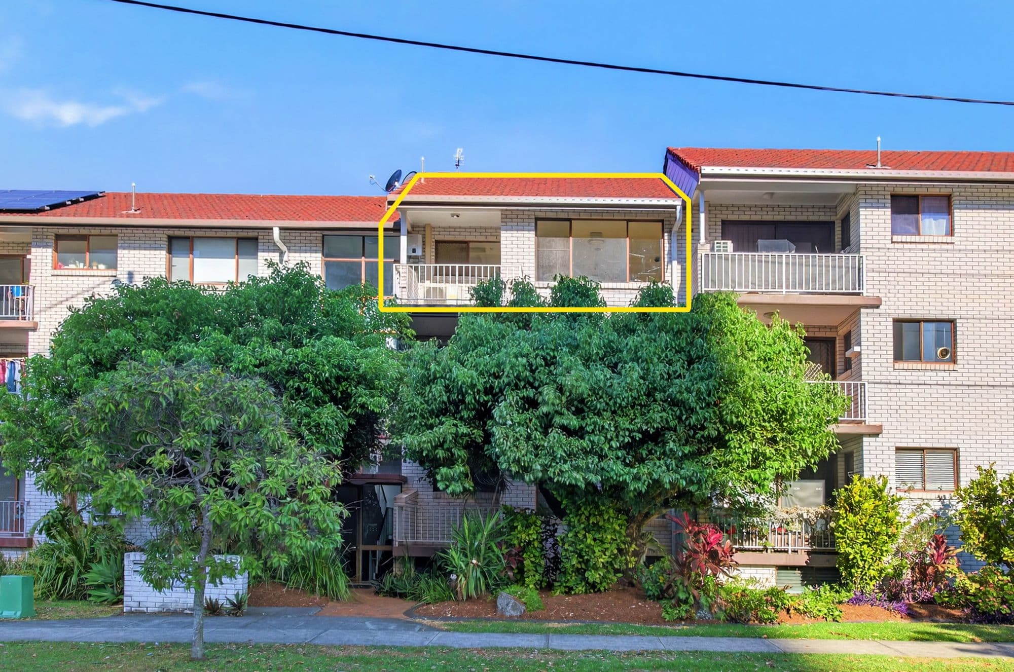 1 Waverley Street , Southport QLD 4215, Southport - Image 1