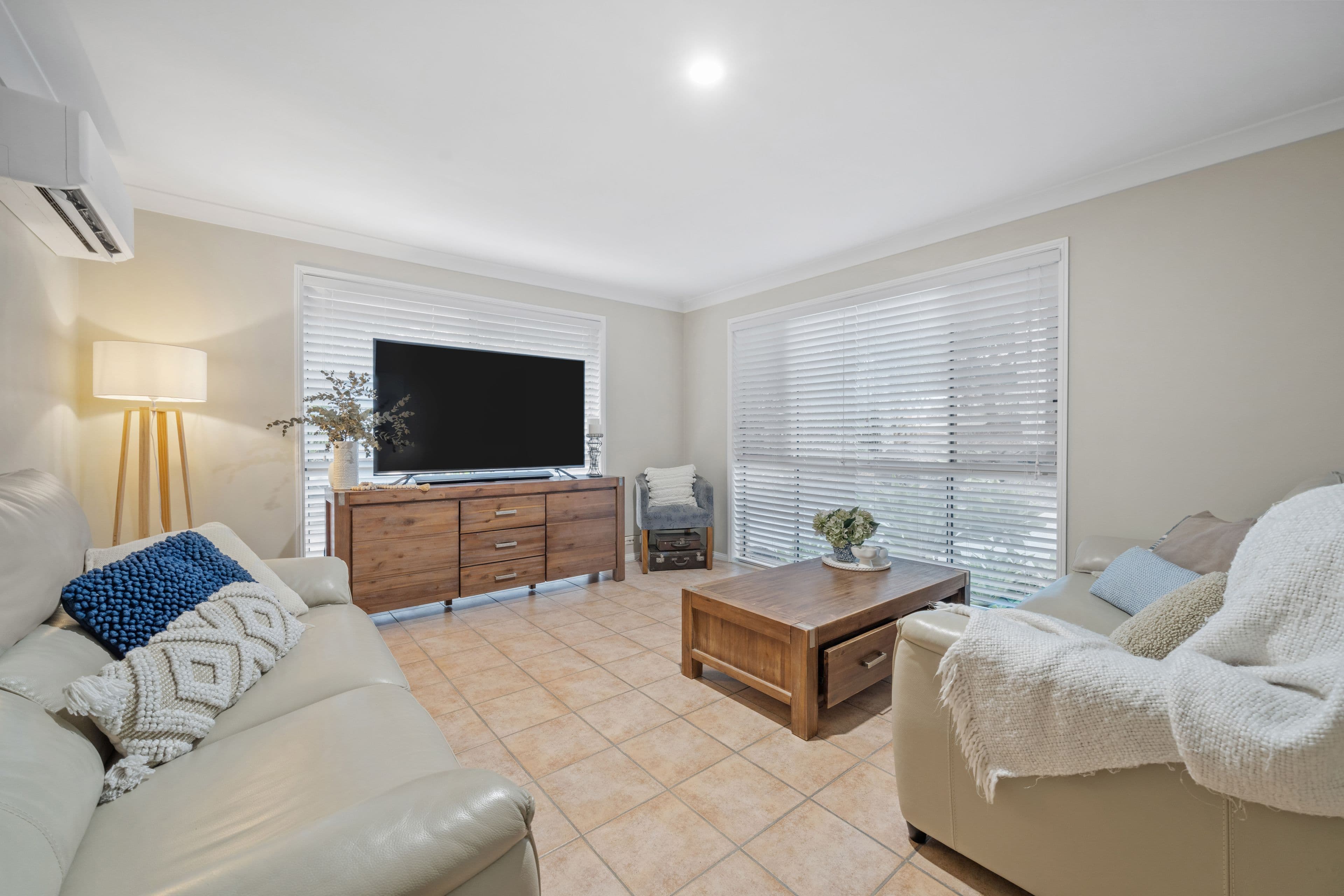 7 Namoi Court , Carrara QLD 4211, Carrara - Thumbnail 4