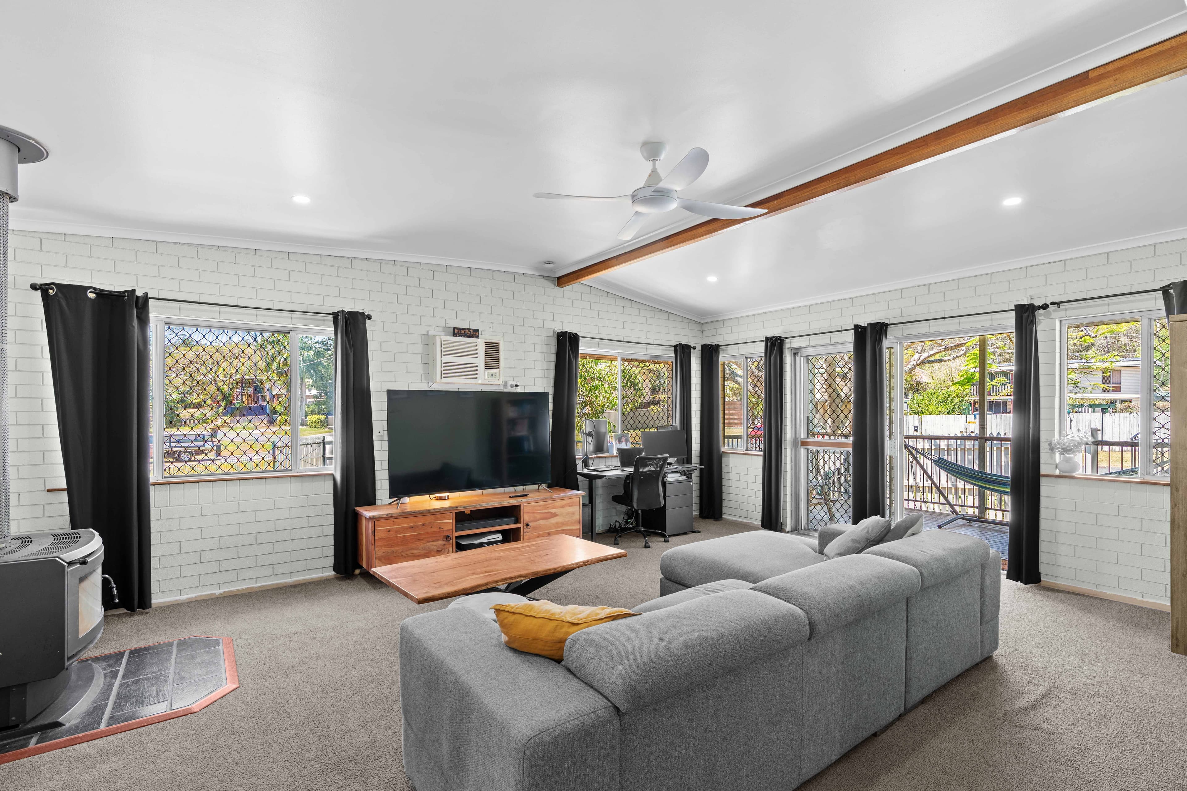 6 John Street , Bundamba QLD 4304, Bundamba - Thumbnail 3
