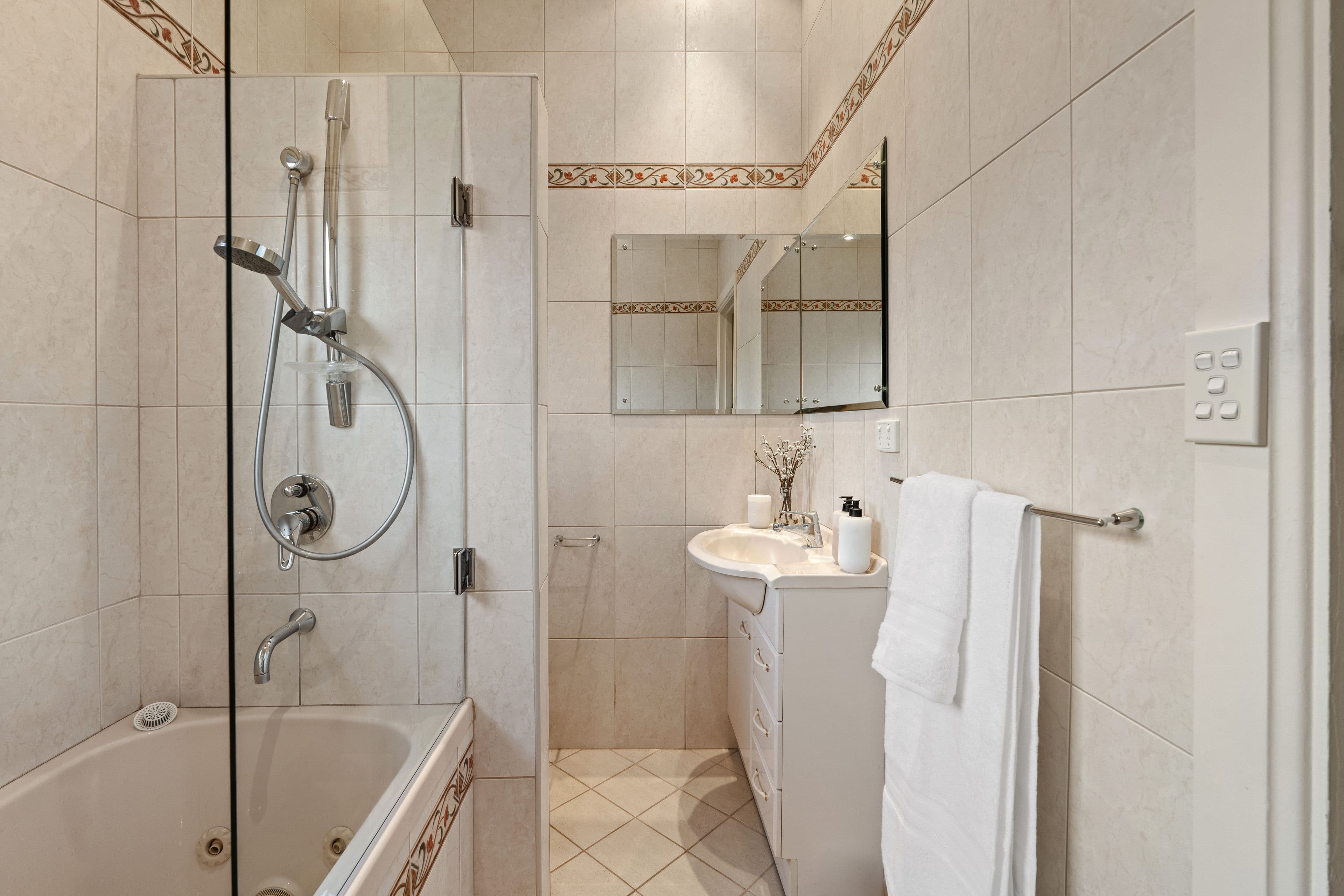 5 Wattle Avenue , Hove SA 5048, Hove - Thumbnail 5