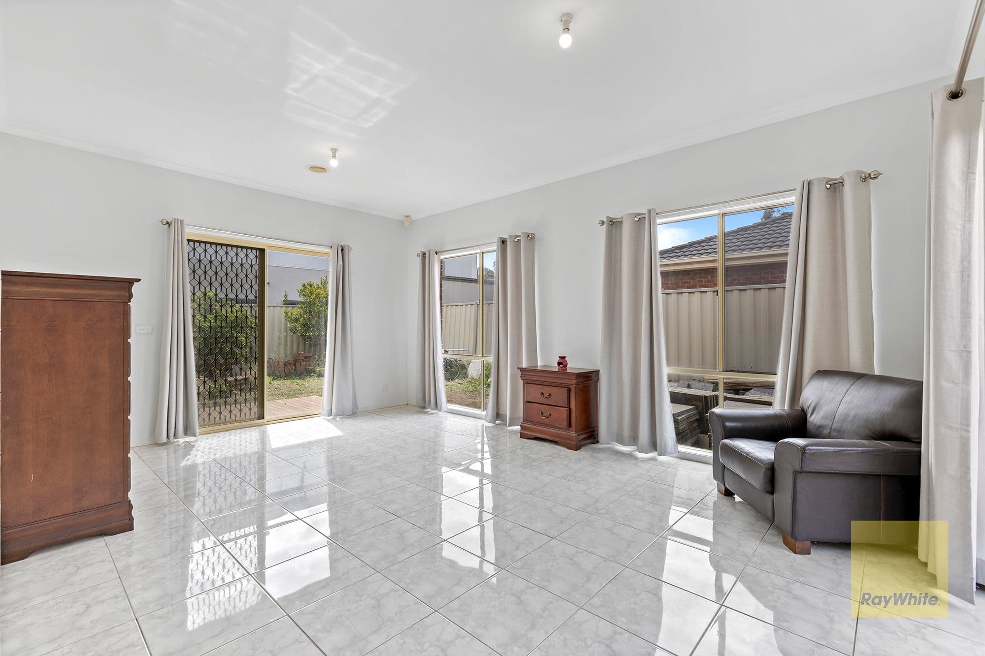 7 Longwood Avenue , Cairnlea VIC 3023, Cairnlea - Thumbnail 3