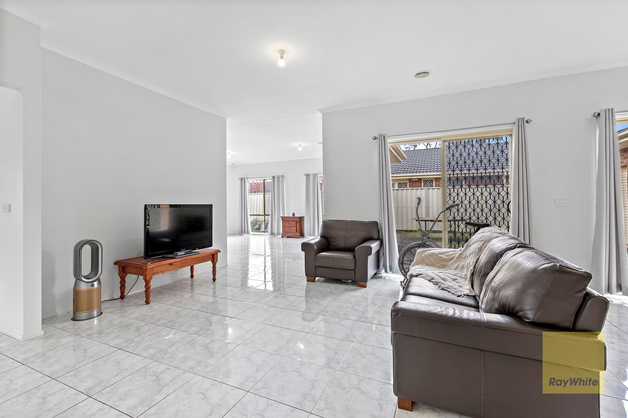 7 Longwood Avenue , Cairnlea VIC 3023, Cairnlea - Thumbnail 5