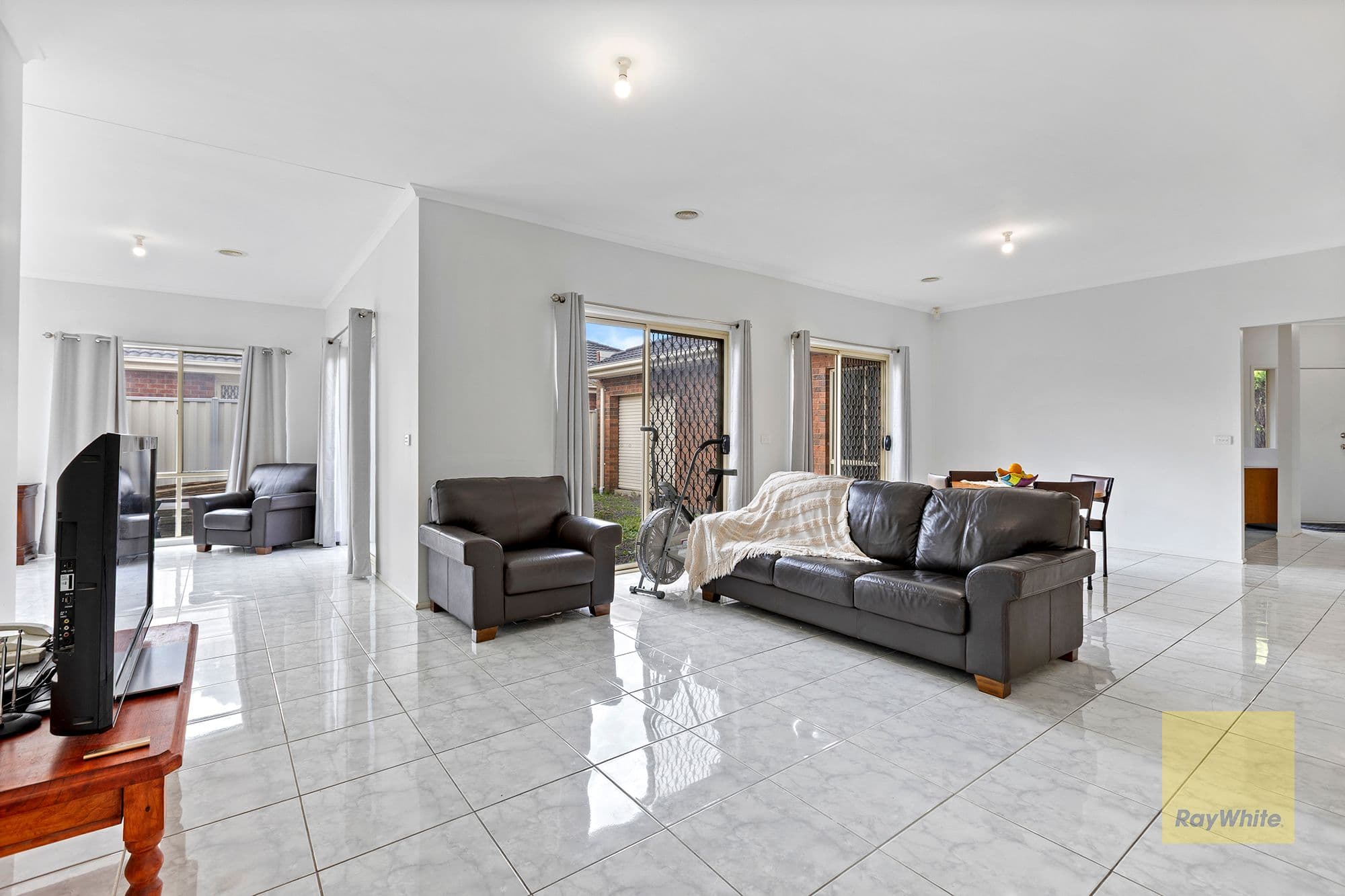 7 Longwood Avenue , Cairnlea VIC 3023, Cairnlea - Thumbnail 6