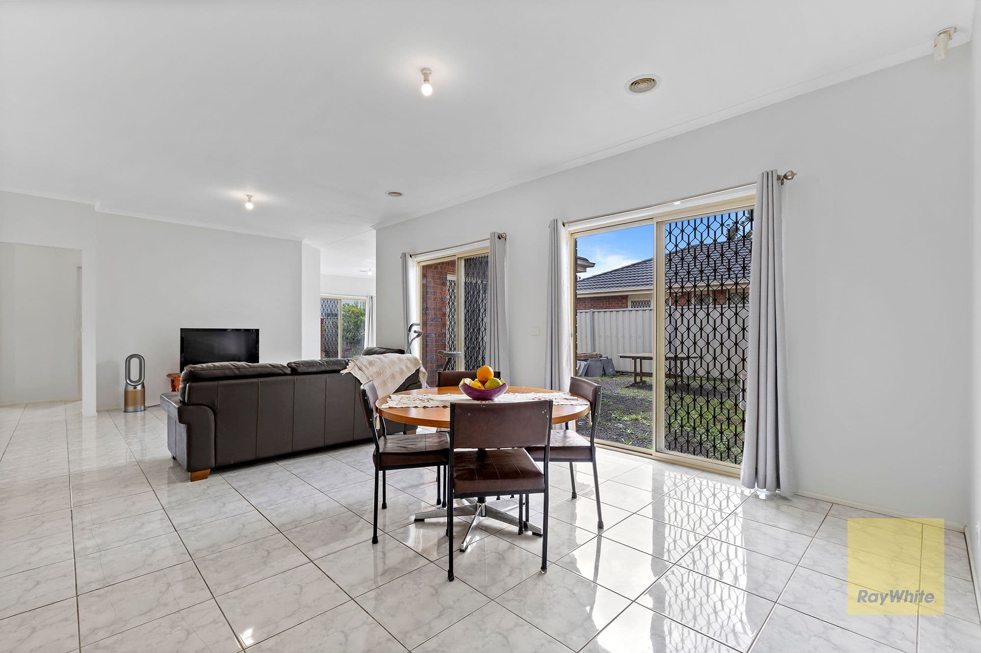 7 Longwood Avenue , Cairnlea VIC 3023, Cairnlea - Thumbnail 8
