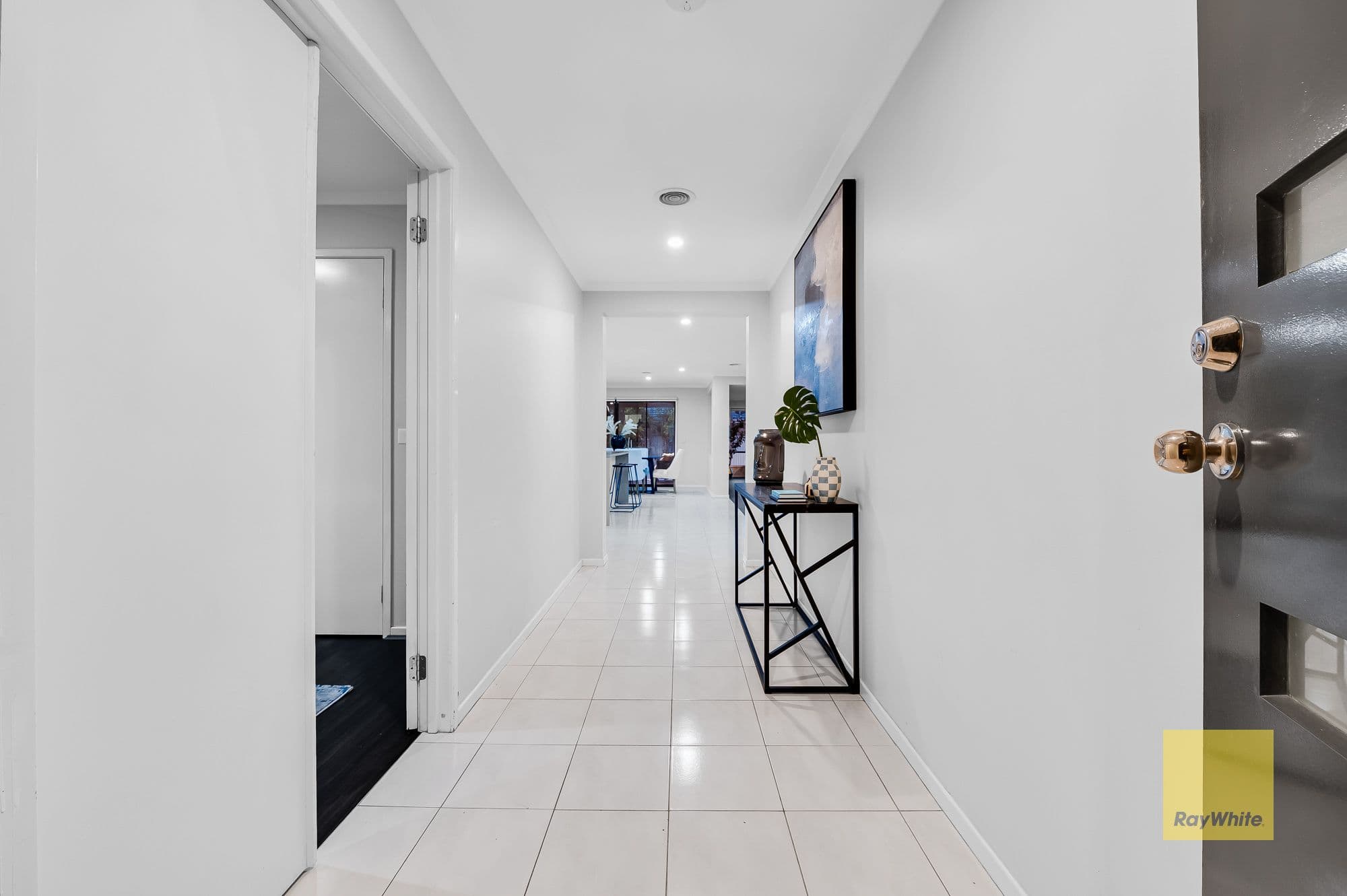 80 Knightsbridge Drive, Tarneit - Thumbnail 3