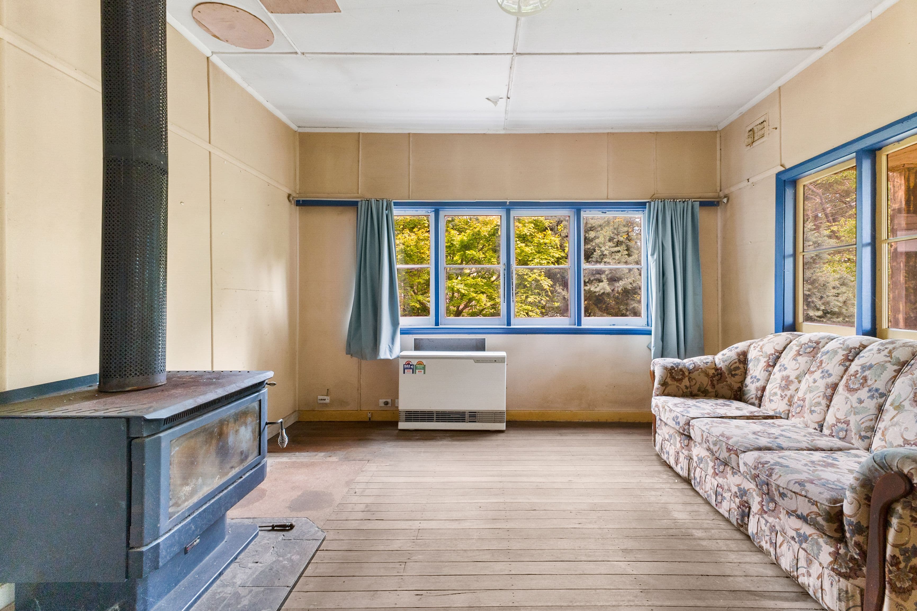 153 Govetts Leap Road , Blackheath NSW 2785, Blackheath - Thumbnail 2