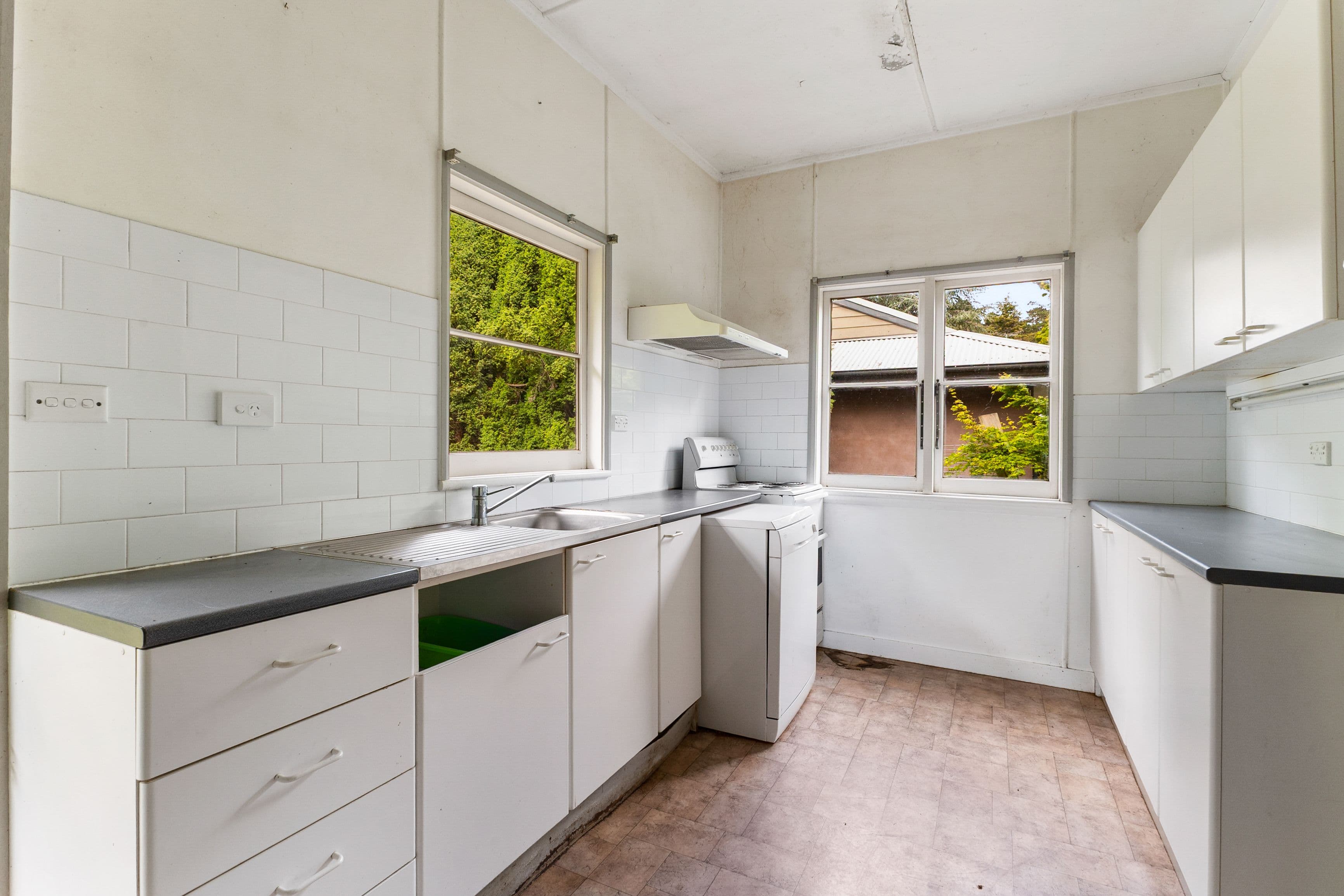 153 Govetts Leap Road , Blackheath NSW 2785, Blackheath - Thumbnail 4
