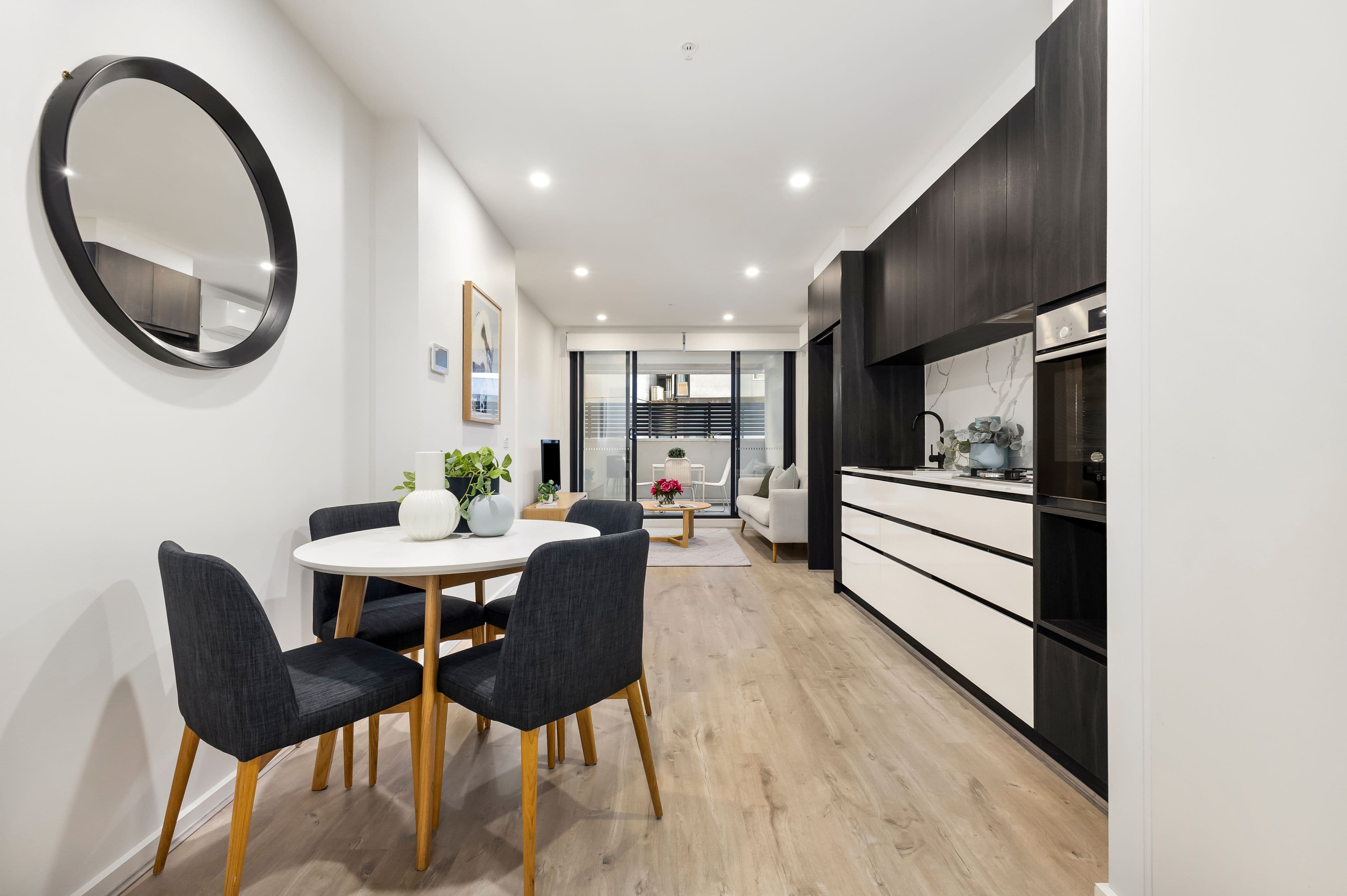 93 Warrigal Road , Hughesdale VIC 3166, Hughesdale - Thumbnail 7
