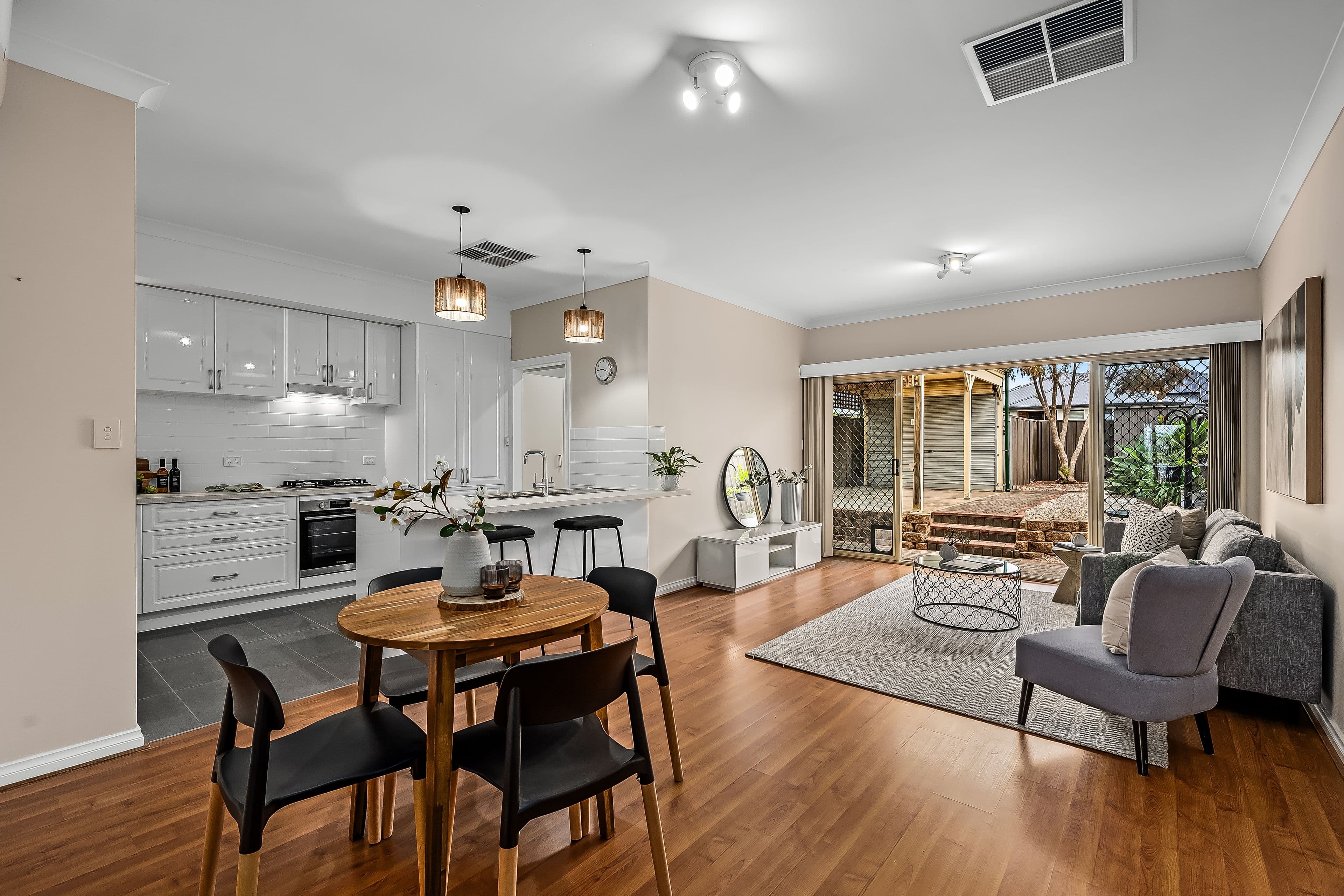 15 Folkestone Road , South Brighton SA 5048, South Brighton - Thumbnail 2