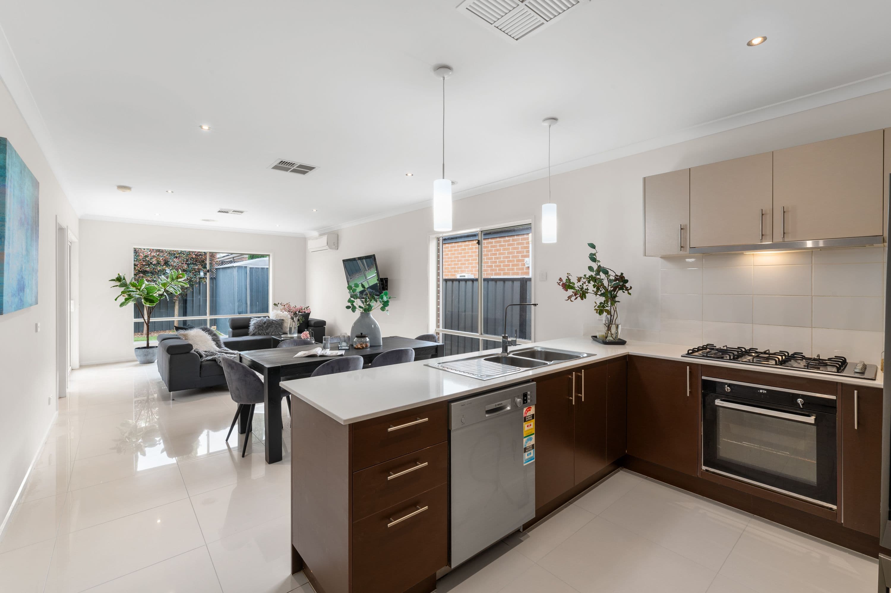 16 Jonesfield Street , Craigieburn VIC 3064, Craigieburn - Thumbnail 2