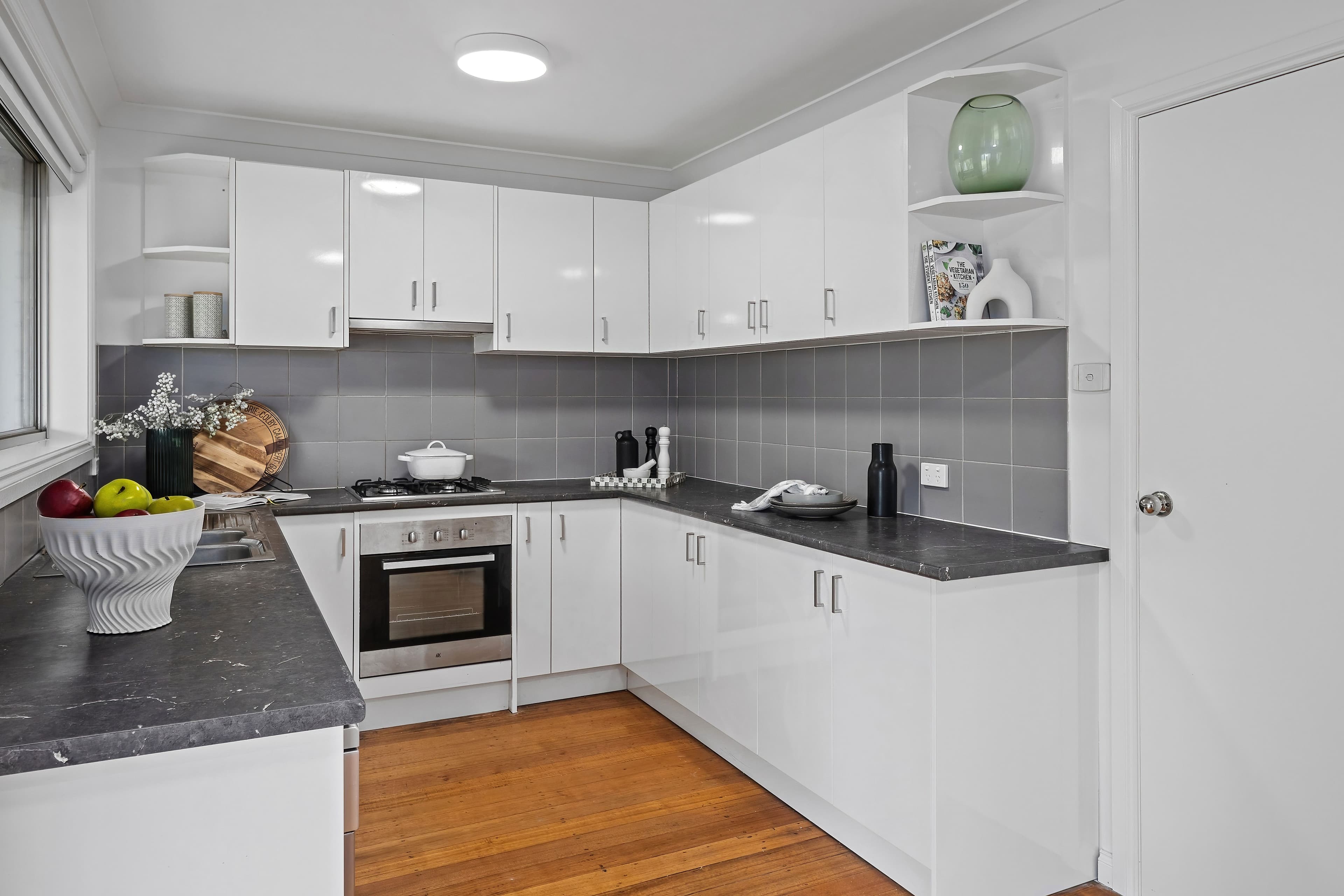 28 Michael Street , Lalor VIC 3075, Lalor - Thumbnail 3
