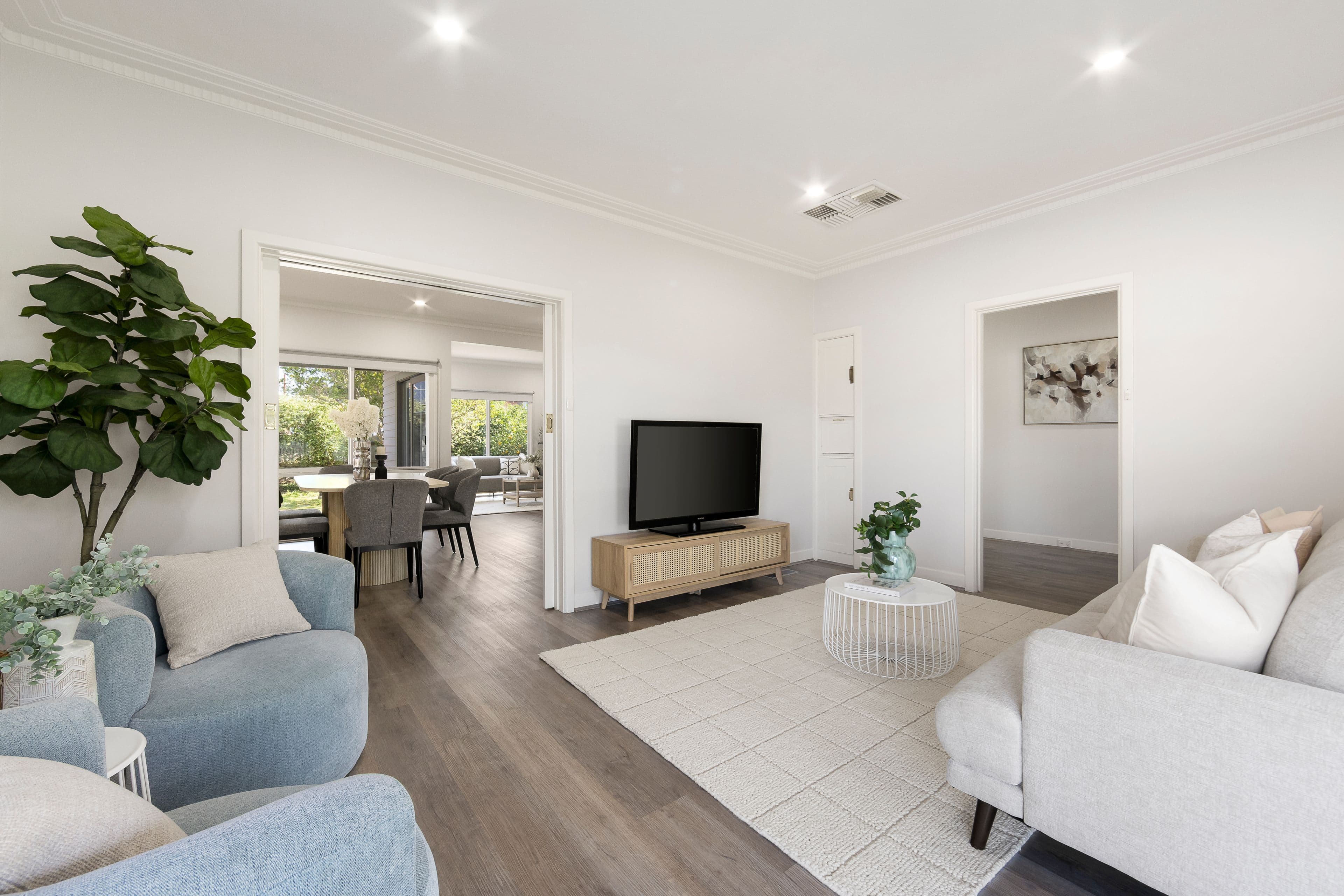 10 Loreen Street, Oakleigh South - Thumbnail 4