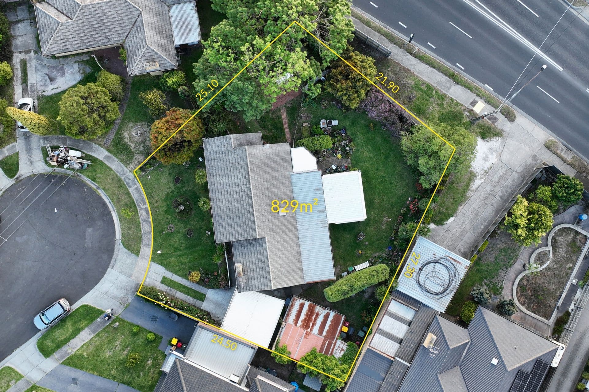 37 Damon Road , Mount Waverley VIC 3149, Mount Waverley - Thumbnail 2