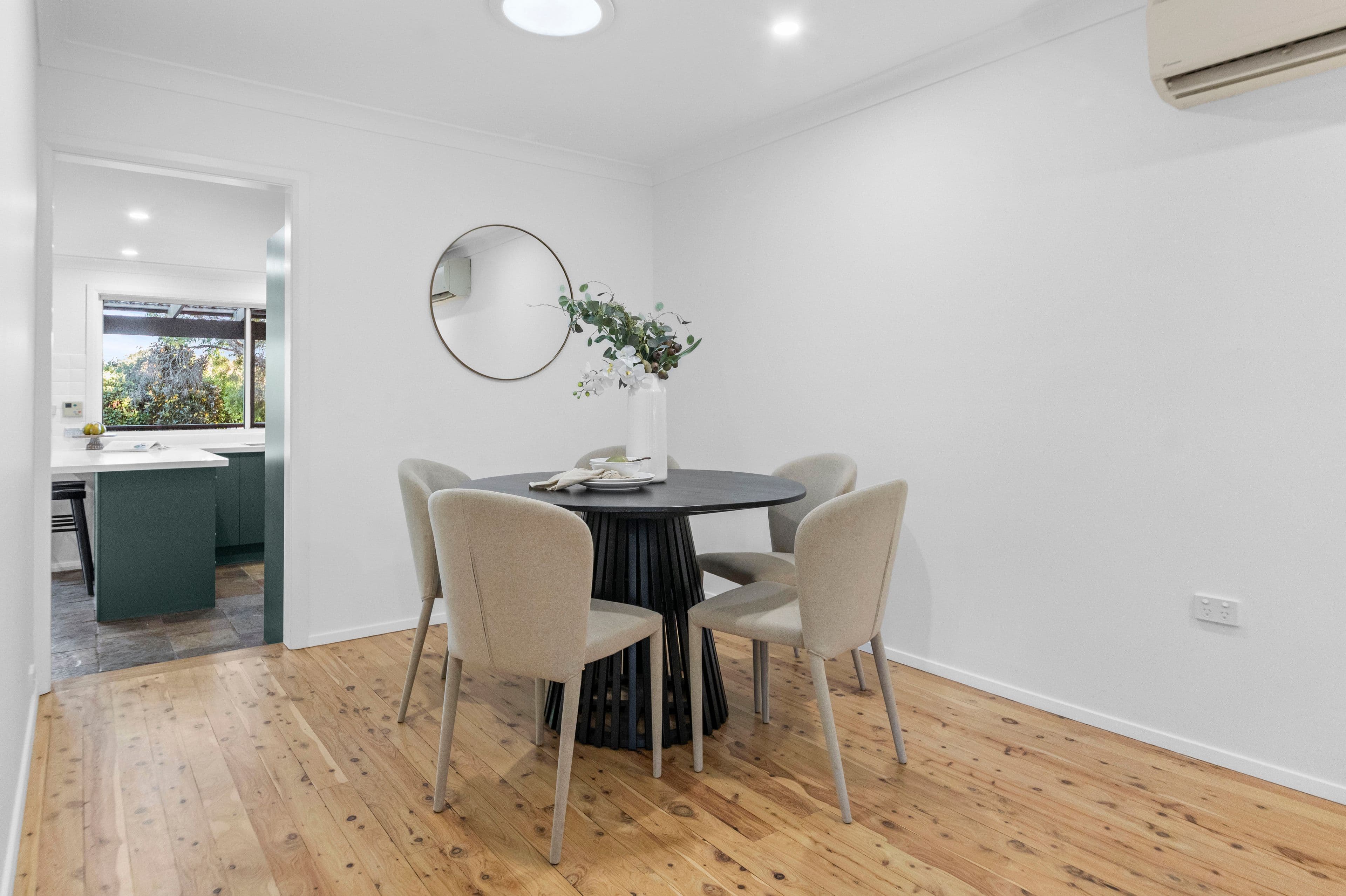 32 Kooringal Avenue , Thornleigh NSW 2120, Thornleigh - Thumbnail 4