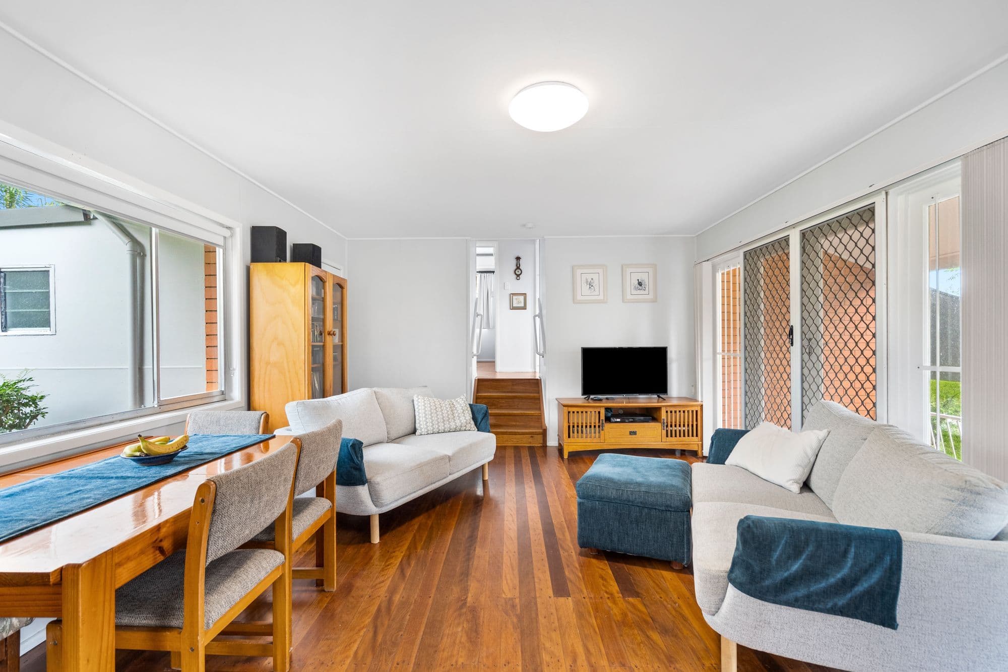 4 Stuart Street , Woodridge QLD 4114, Woodridge - Thumbnail 3