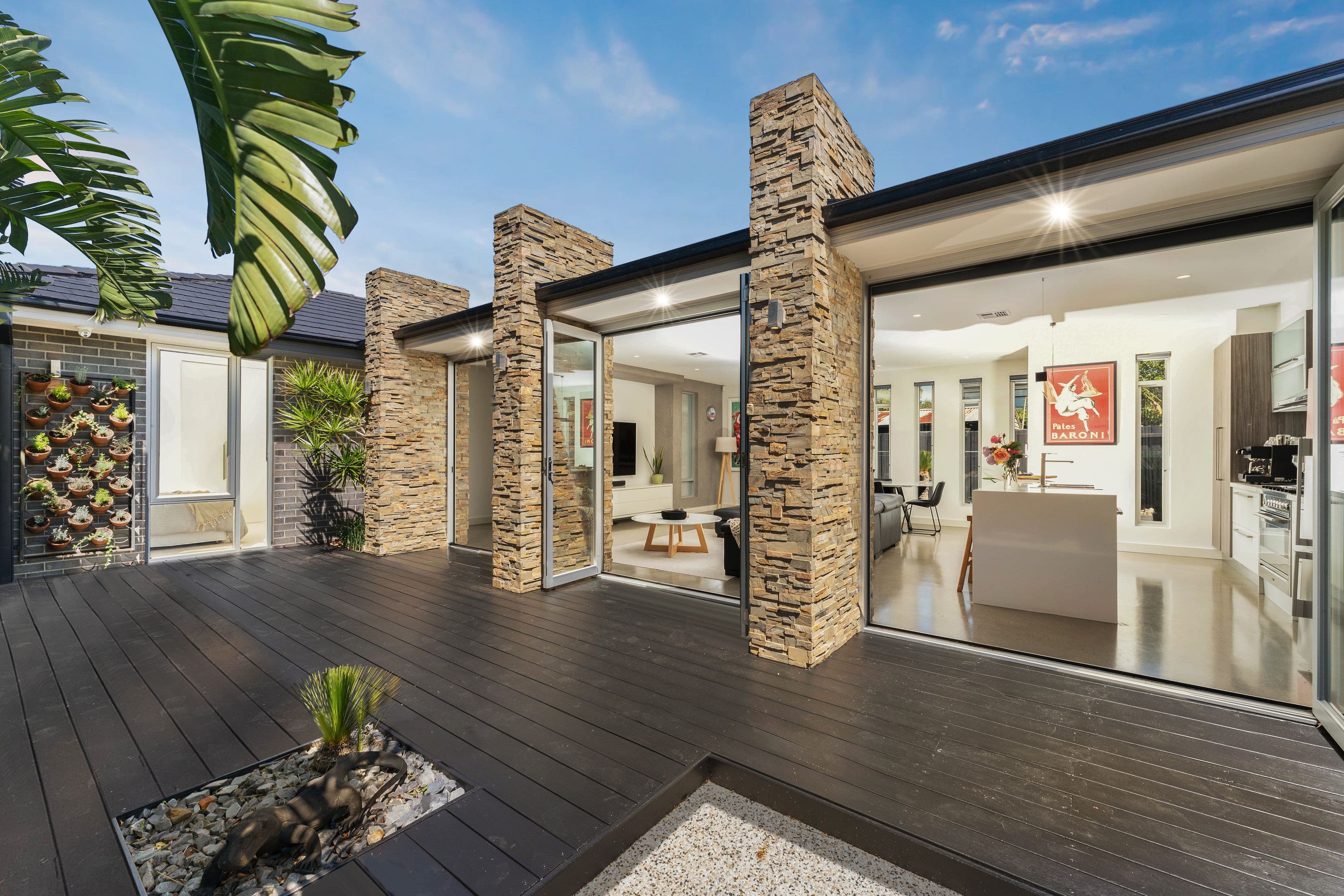 2 Hampstead Crescent , Glen Waverley VIC 3150, Glen Waverley - Image 1