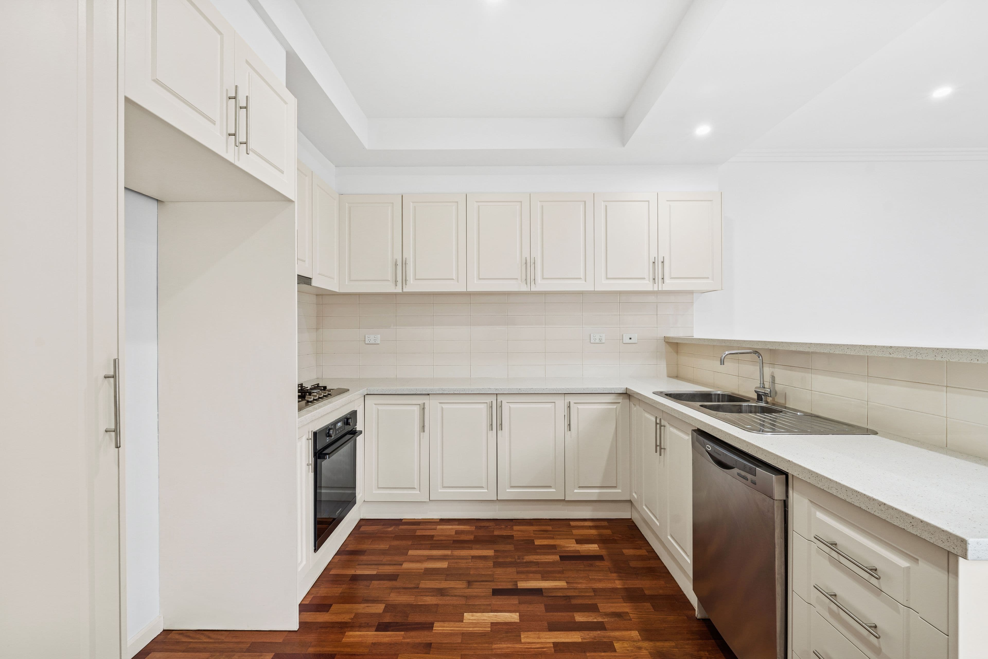 29 Cuthbert Road , Reservoir VIC 3073, Reservoir - Thumbnail 6