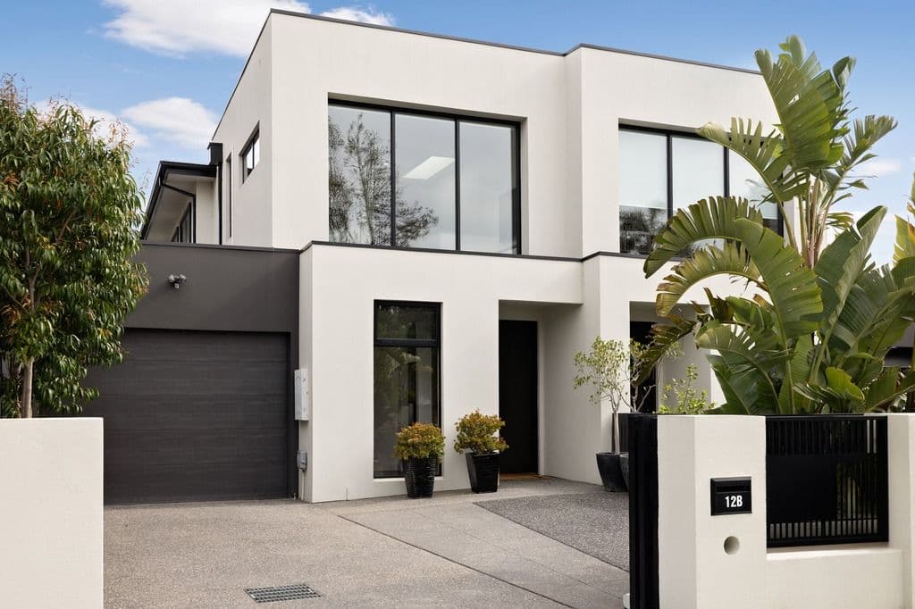 12B Erskine Avenue , Cheltenham VIC 3192, Cheltenham - Thumbnail 2
