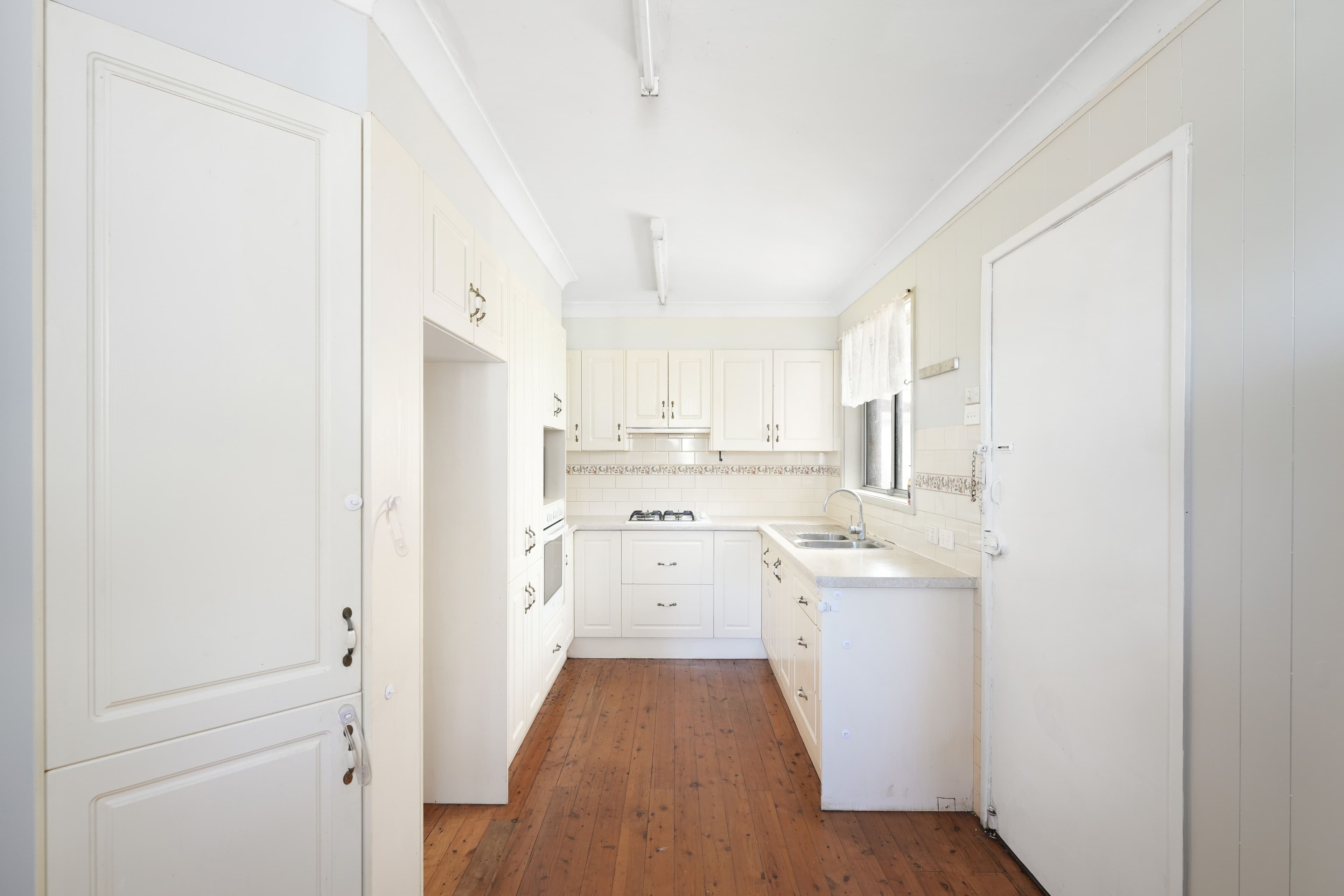33 Boronia Avenue , Hill Top NSW 2575, Hill Top - Thumbnail 8