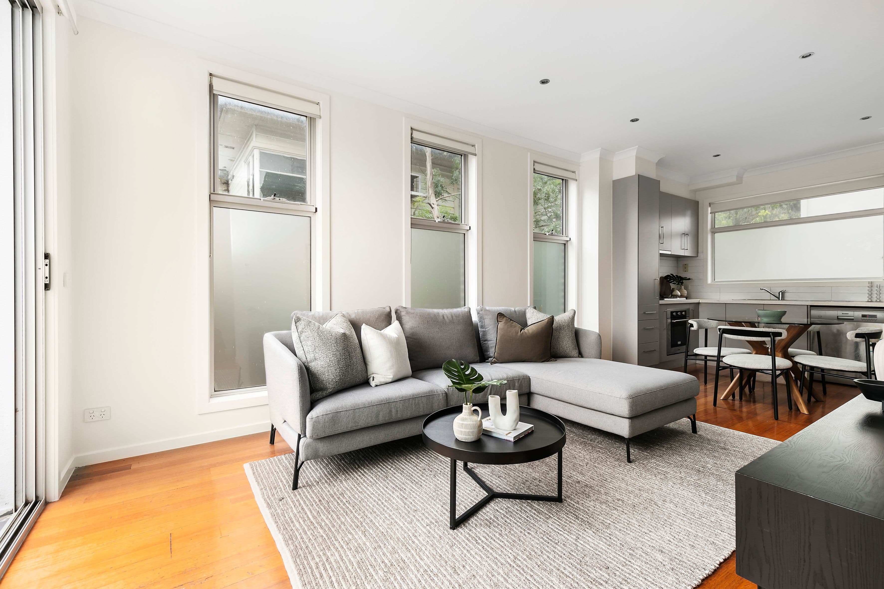 52 Railway Parade , Pascoe Vale VIC 3044, Pascoe Vale - Thumbnail 4