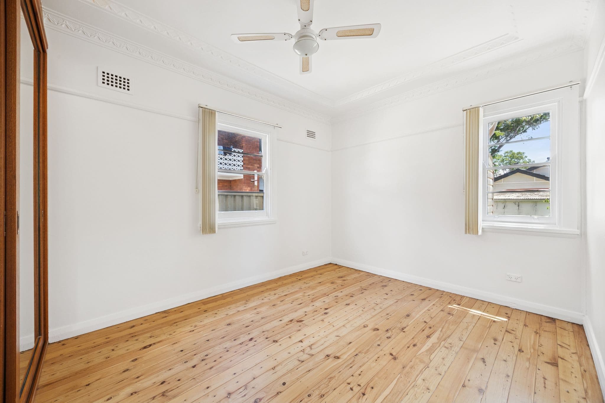 195 Victoria Road, Punchbowl - Thumbnail 4