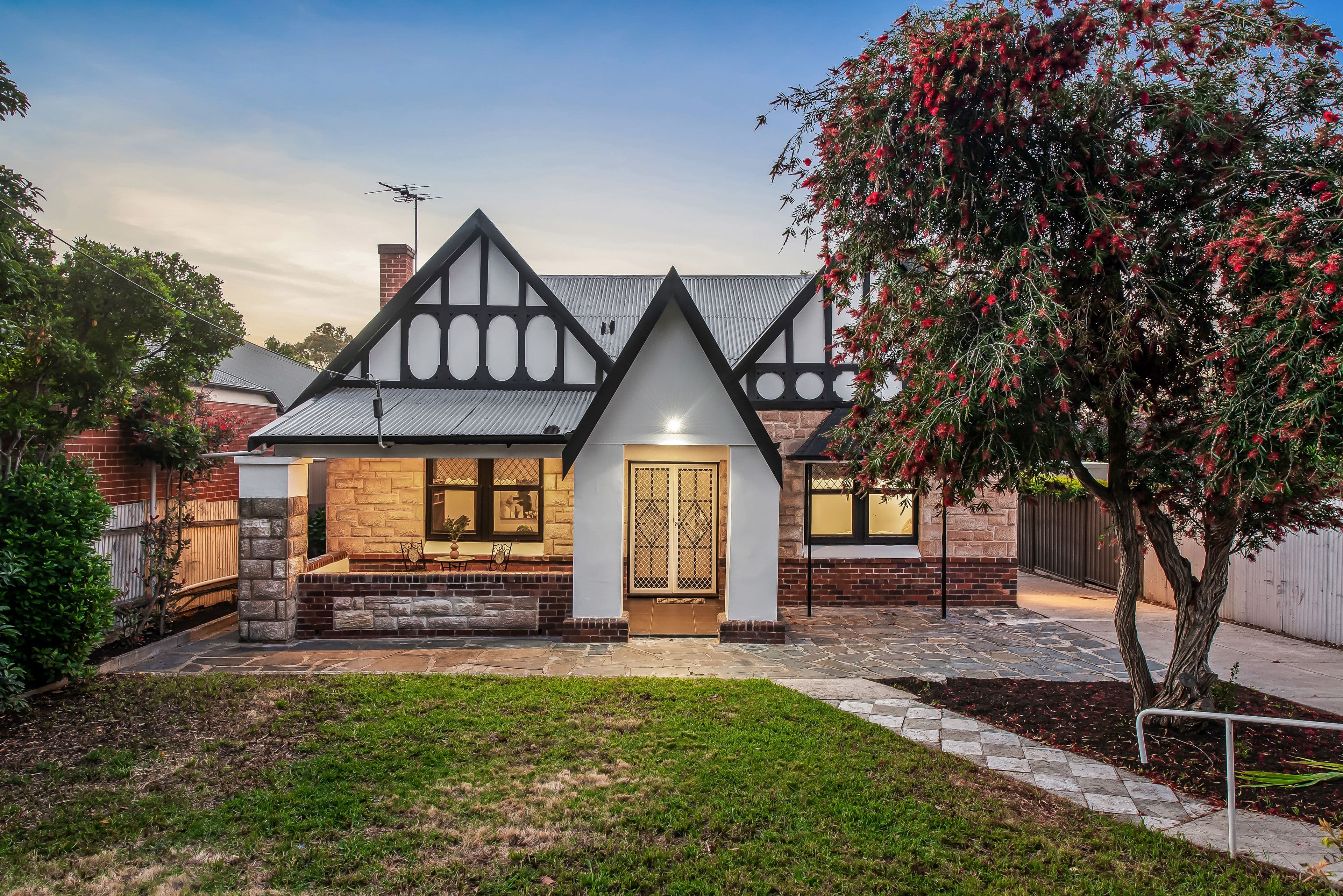 19 Russell Avenue, Hazelwood Park - Image 1