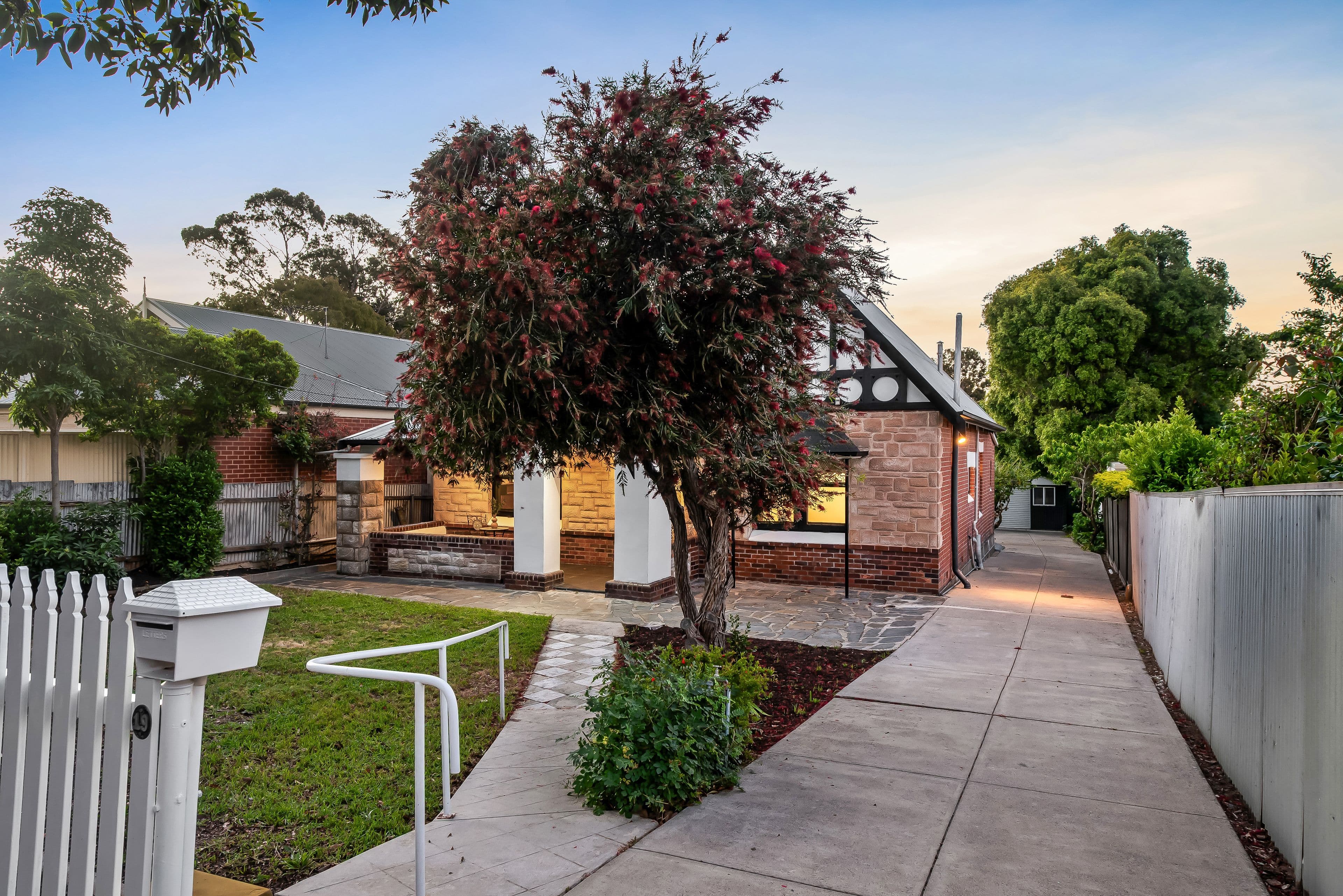 19 Russell Avenue, Hazelwood Park - Thumbnail 2