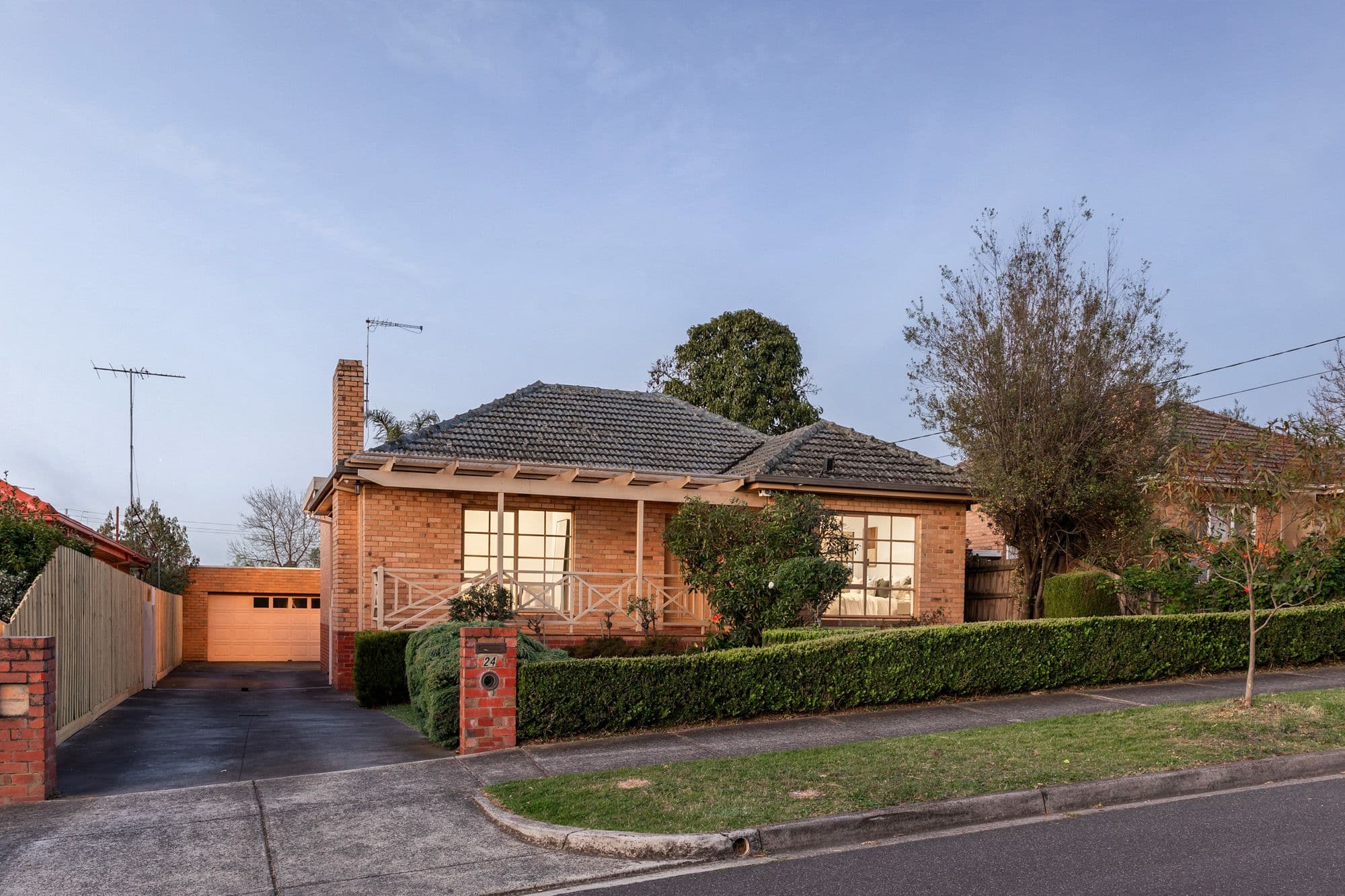 24 Toogoods Rise , Box Hill North VIC 3129, Box Hill North - Thumbnail 2