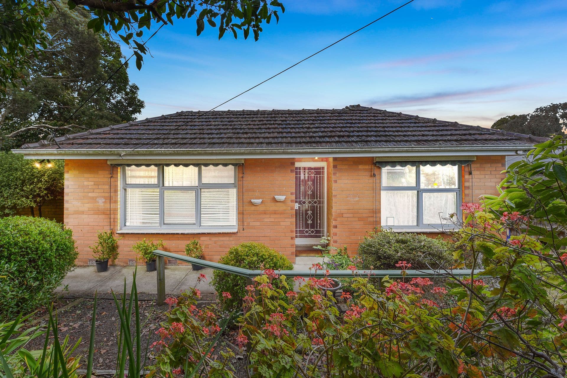 11 Melville Court , Mount Waverley VIC 3149, Mount Waverley - Thumbnail 2