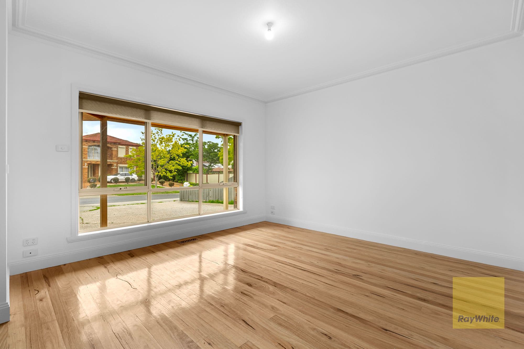 3 Hindmarsh Way, Taylors Hill - Thumbnail 2