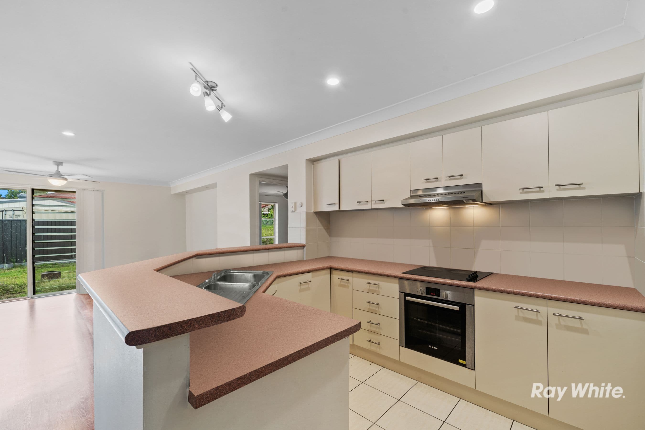 7 Kiewa Place , Kuraby QLD 4112, Kuraby - Thumbnail 4
