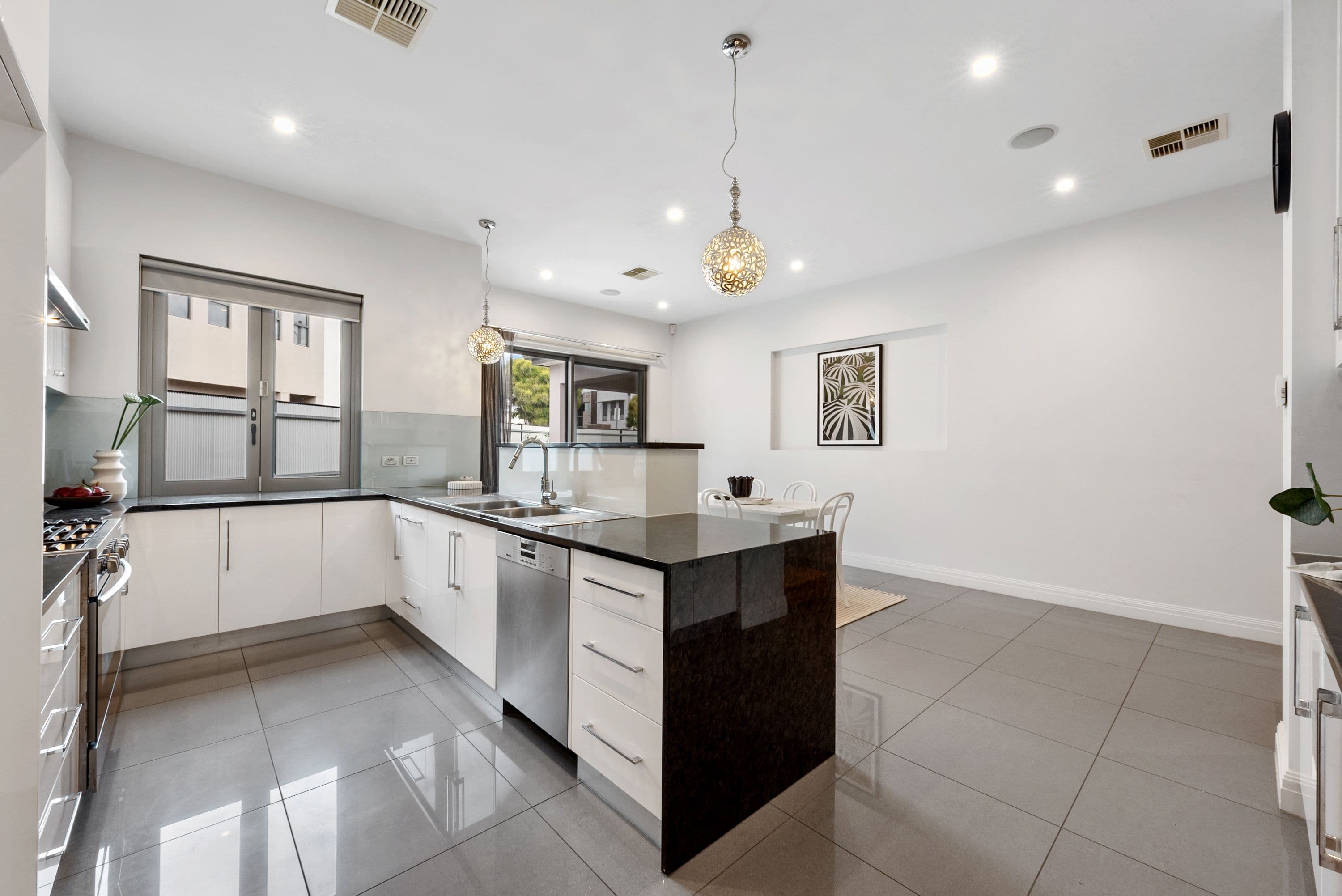 48 Douglas Drive , Mawson Lakes SA 5095, Mawson Lakes - Thumbnail 5