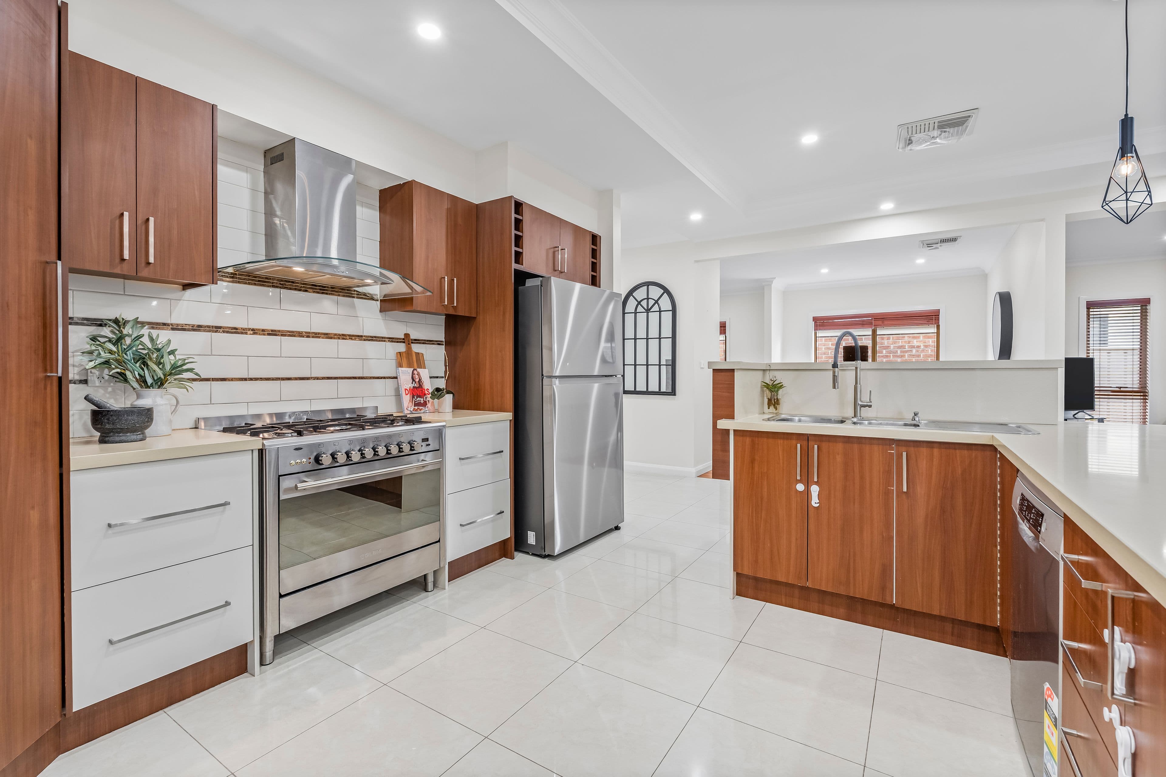 26 Kitchin Road , South Morang VIC 3752, South Morang - Thumbnail 4