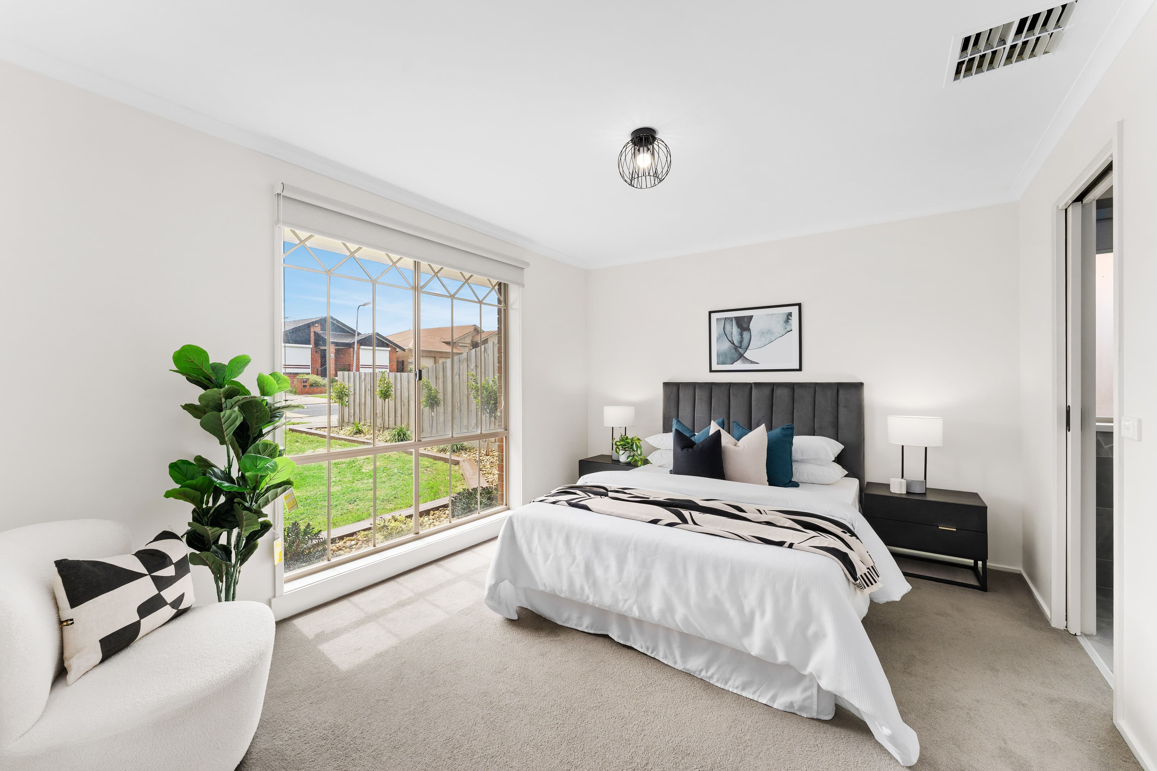 111 Woolnough Drive , Mill Park VIC 3082, Mill Park - Thumbnail 5