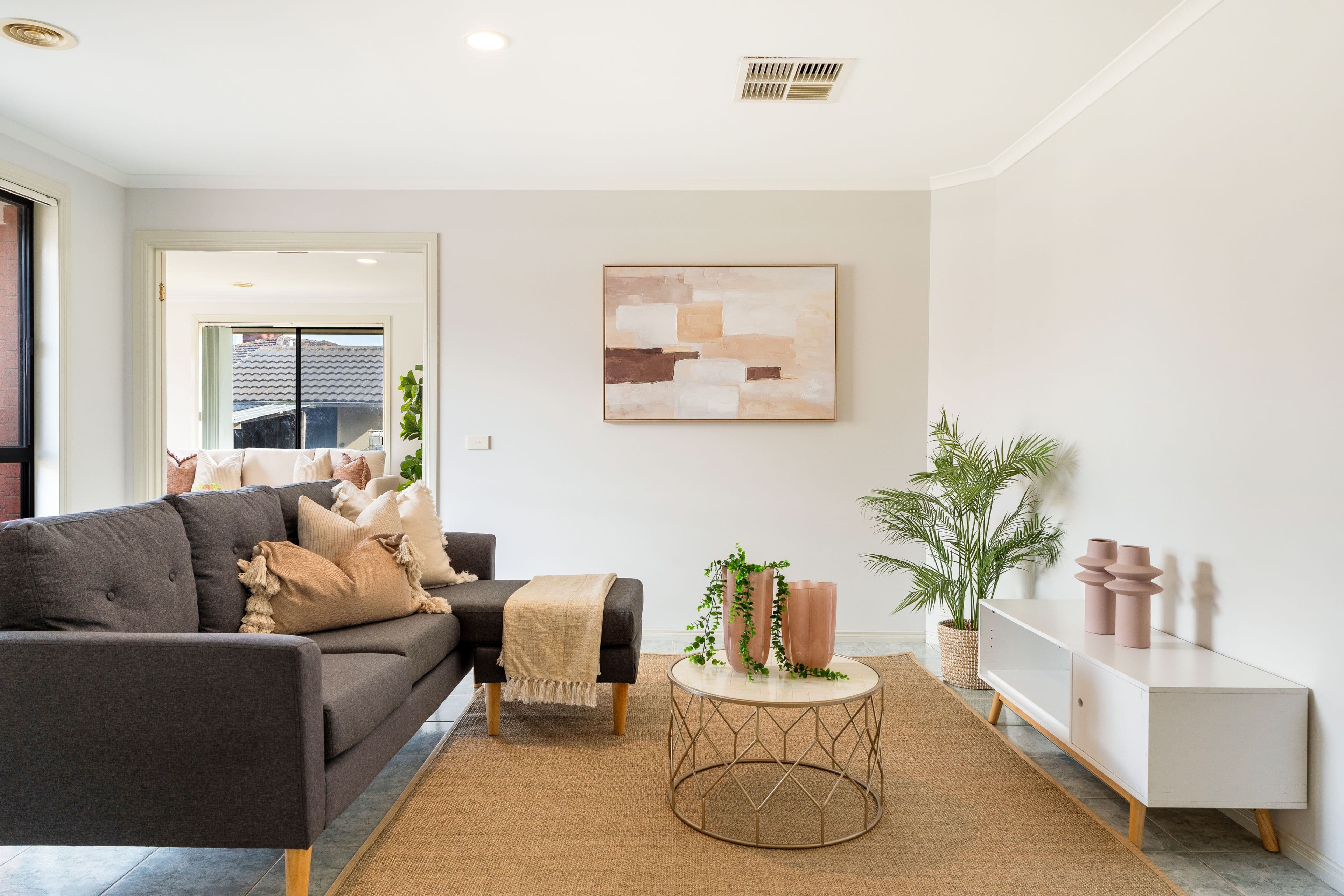 14 Gillingham Crescent , Craigieburn VIC 3064, Craigieburn - Thumbnail 5